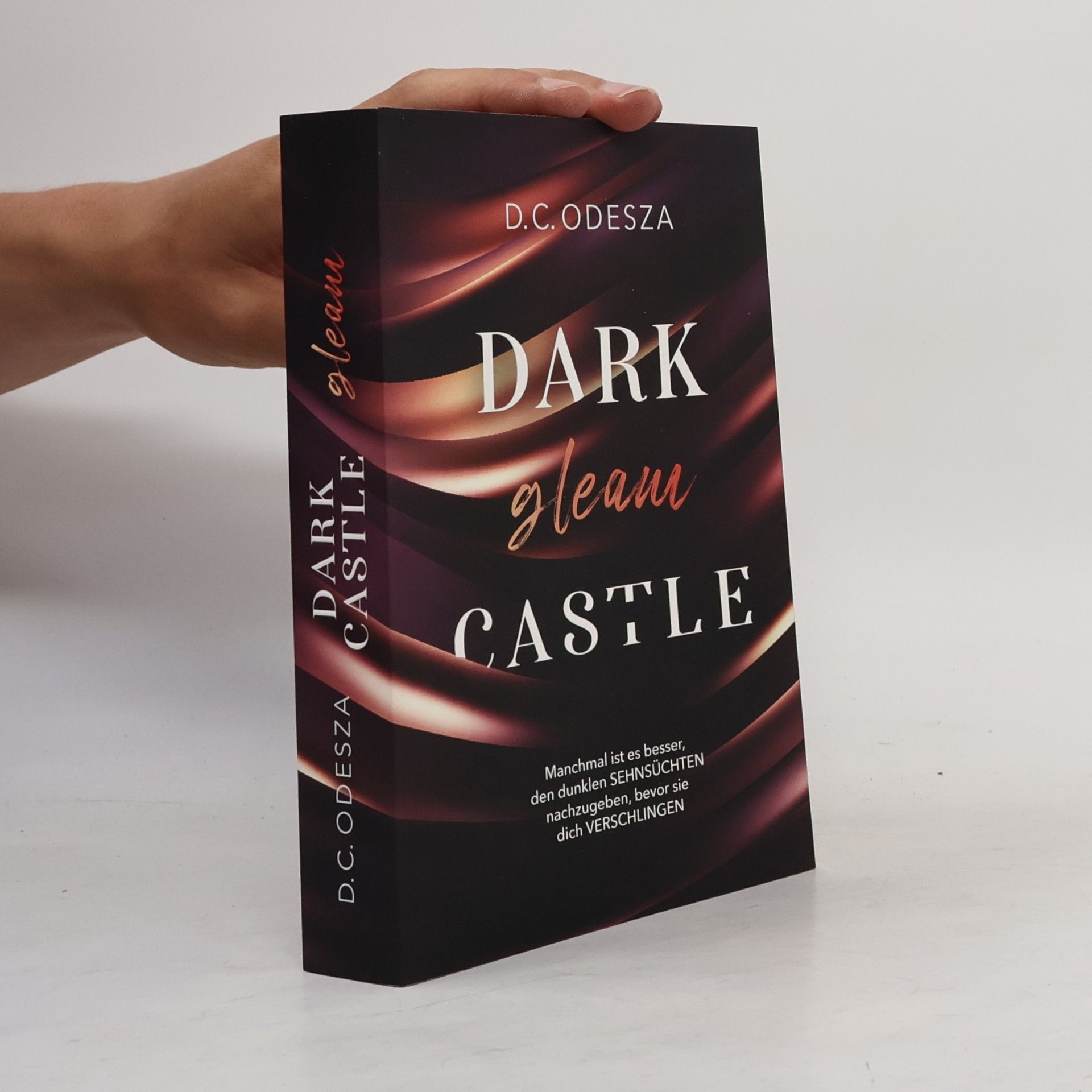 Dark Gleam Castle