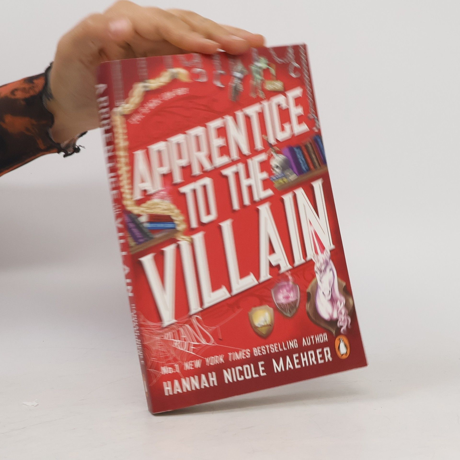 Hannah Nicole Maehrer Apprentice to the Villain