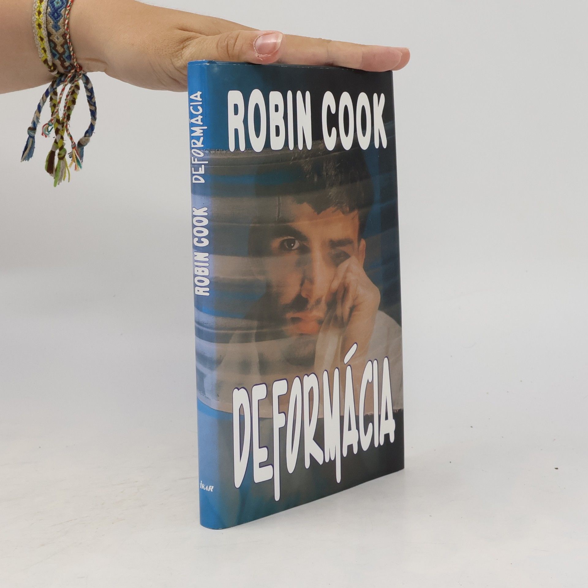 Robin Cook Deformácia