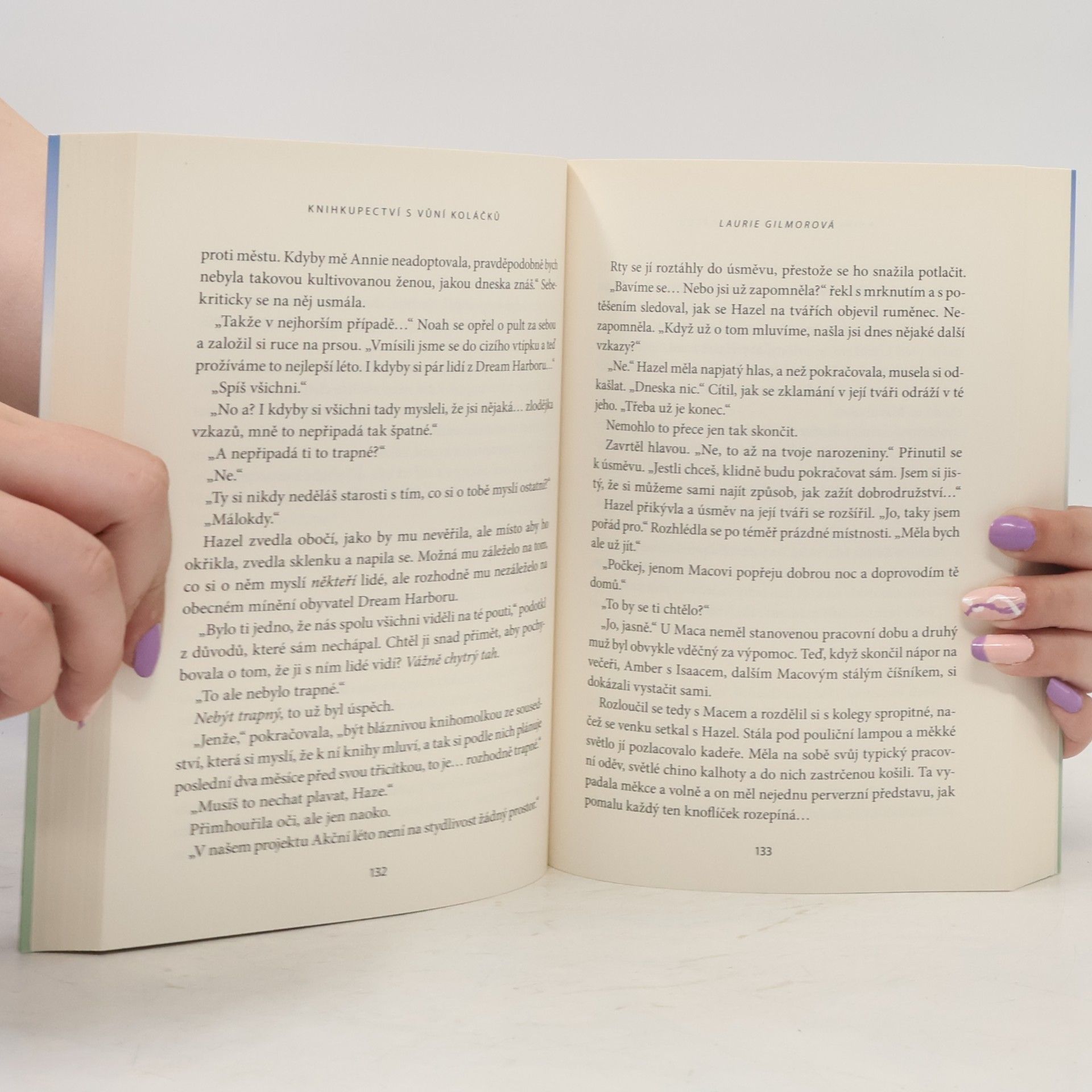Laurie Gilmore Knihkupectví s vůní koláčků