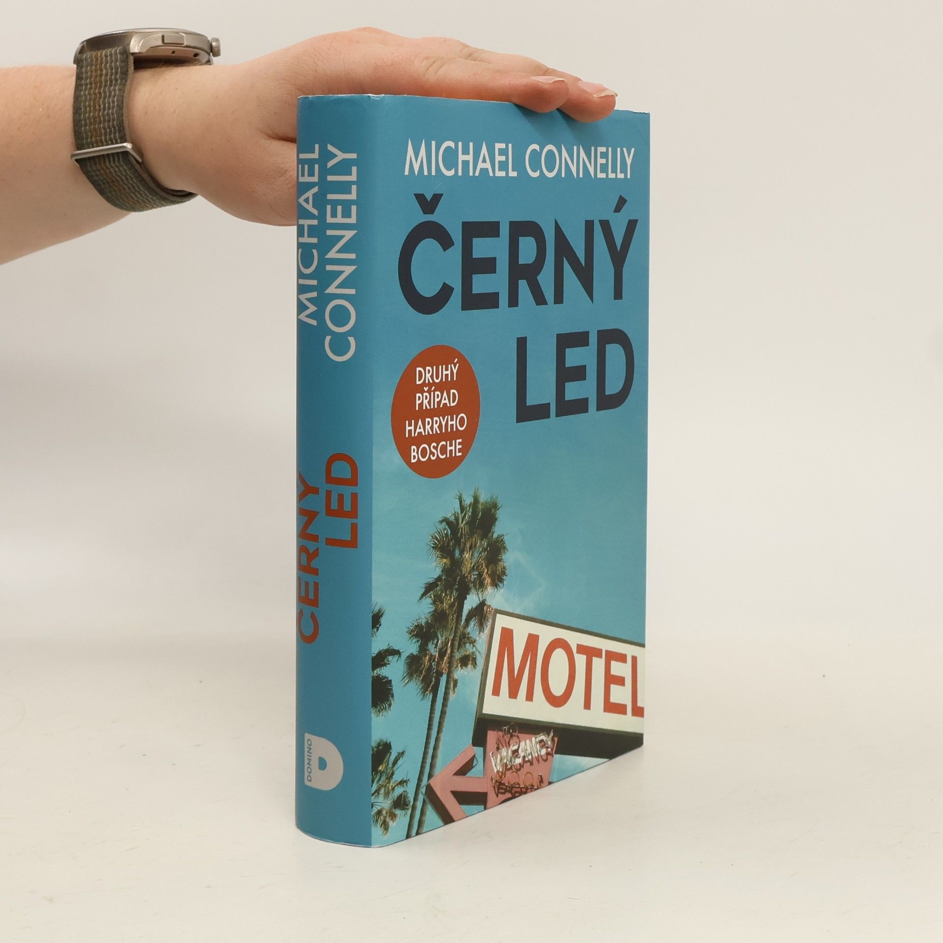 Michael Connelly Černý led