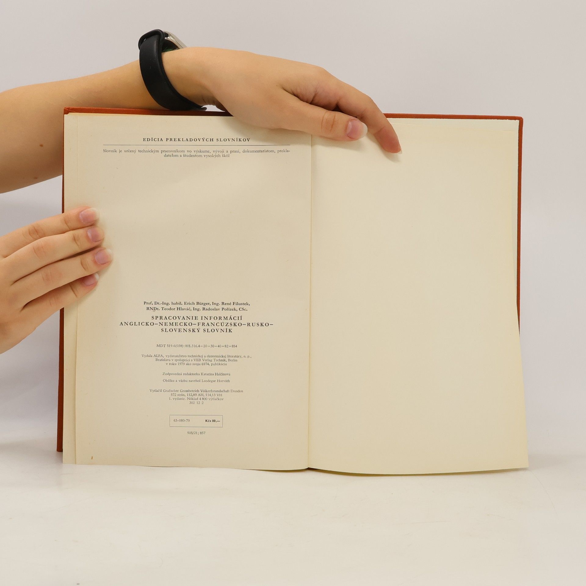 Various authors Technický prekladový slovník. Spracovanie informácií. Anglicko-nemecko-francúzsko-rusko-slovenský slovník