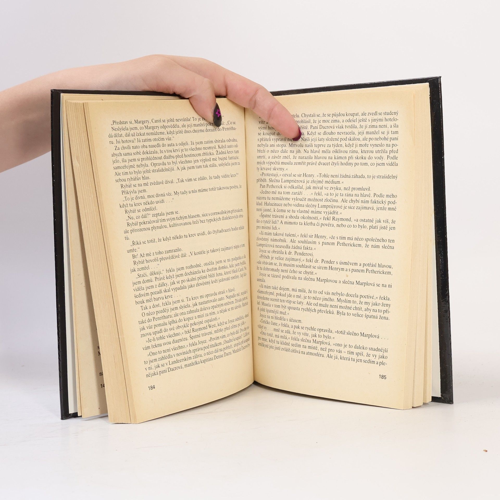 Autores varios 21 detektivů