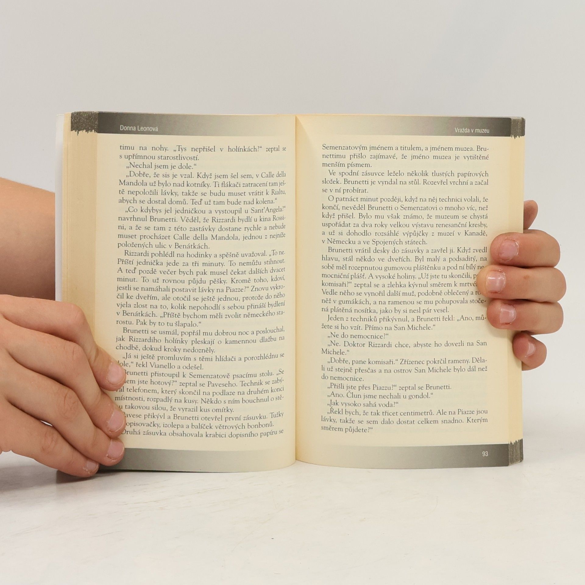 Donna Leon Vražda v muzeu