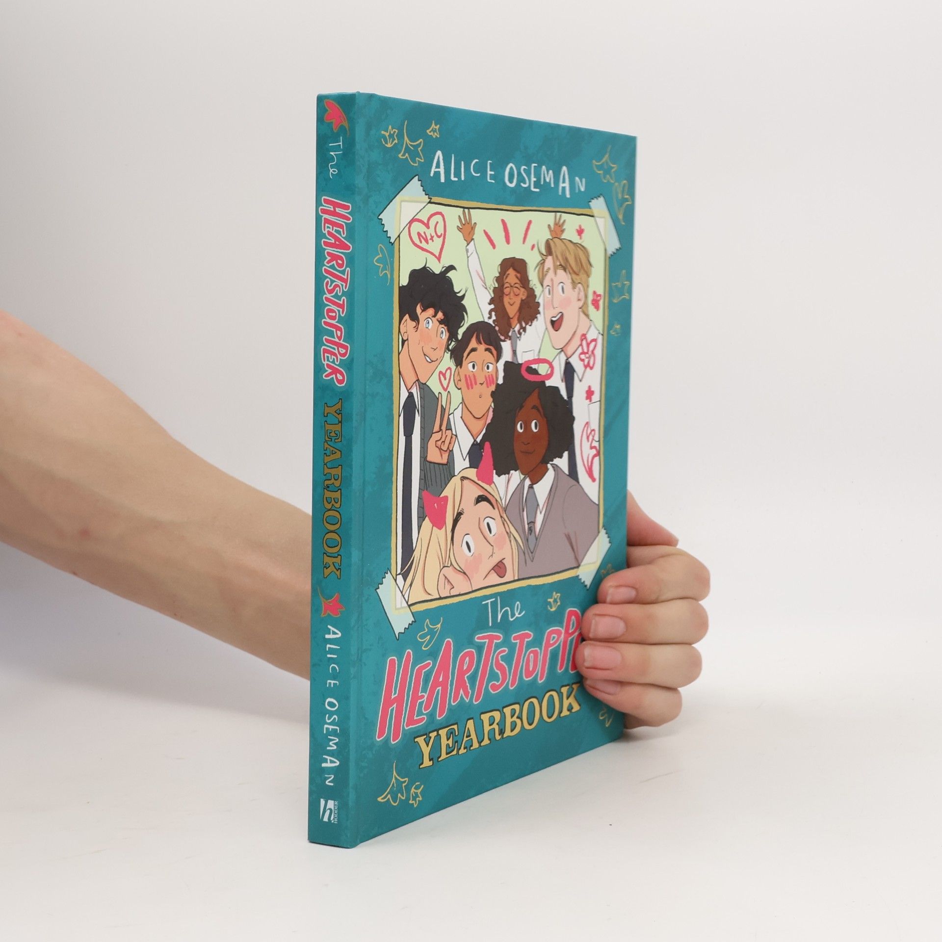 Alice Oseman The Heartstopper yearbook