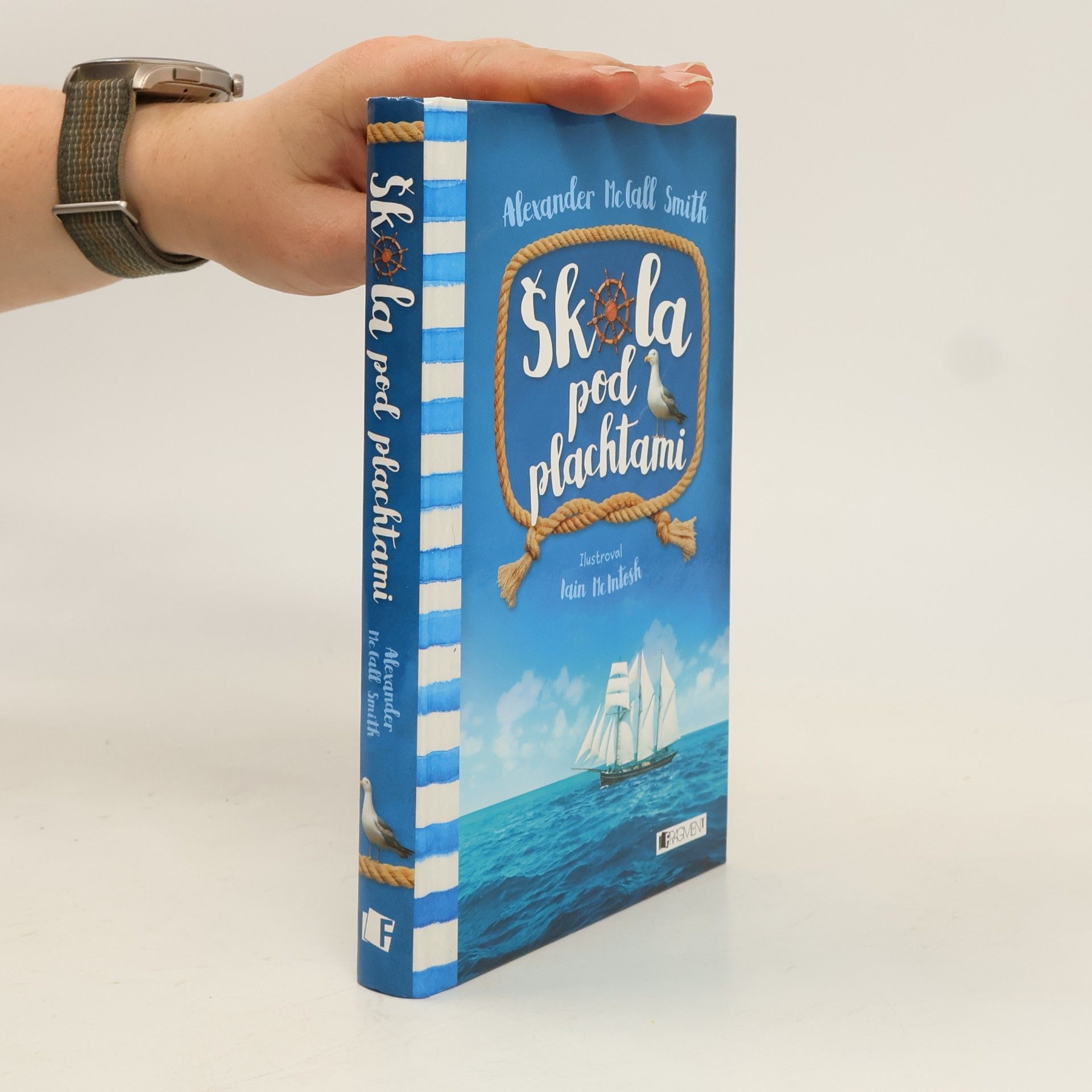 Alexander McCall Smith Škola pod plachtami