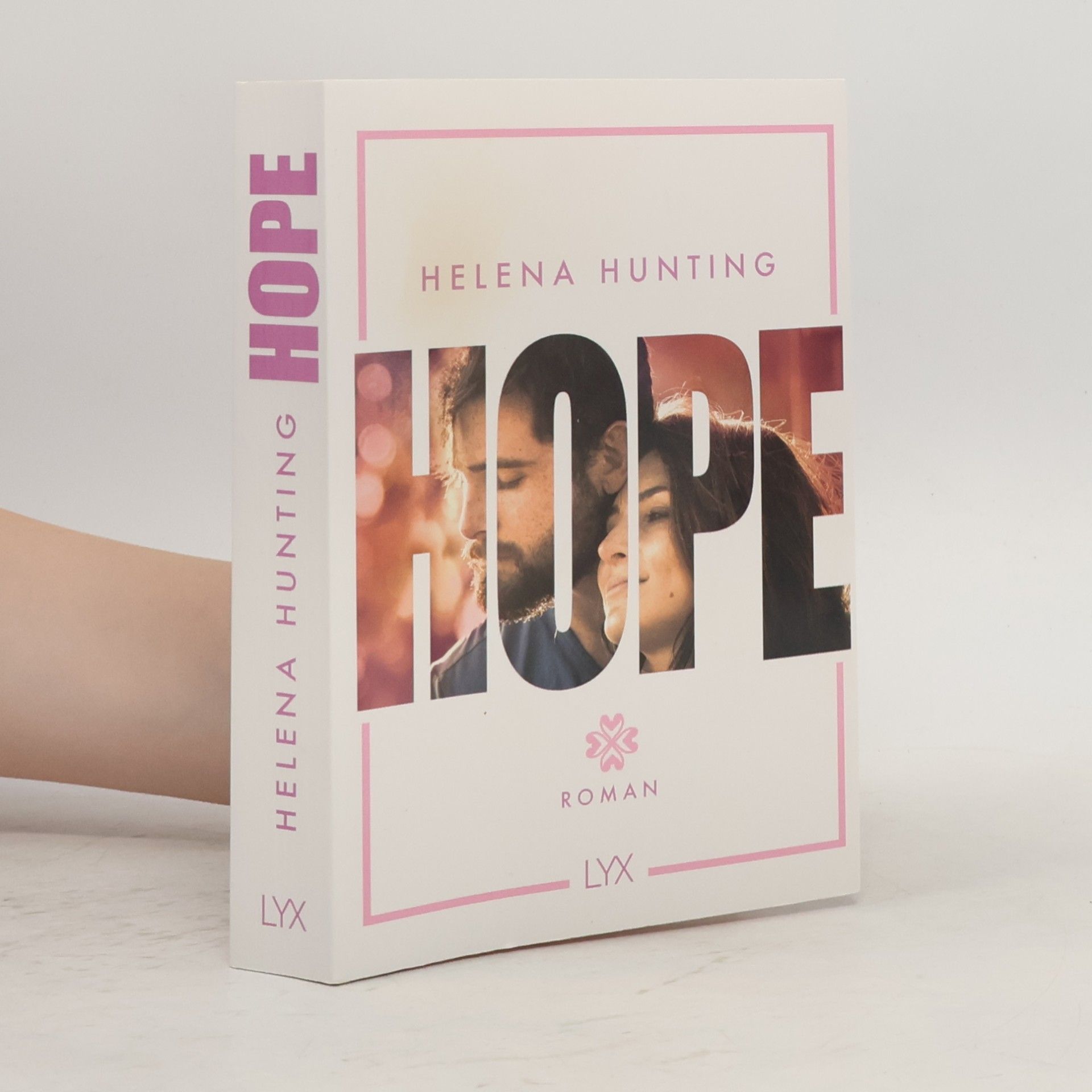 Helena Hunting Hope