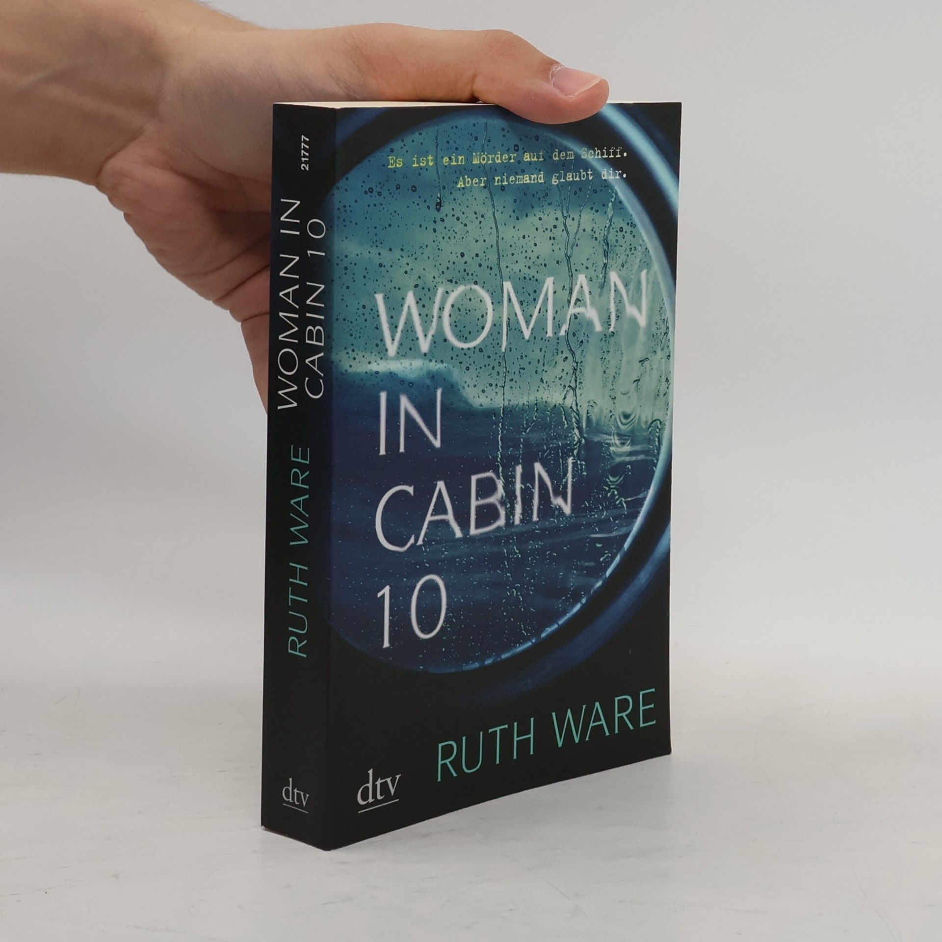 Ruth Ware Woman in Cabin 10
