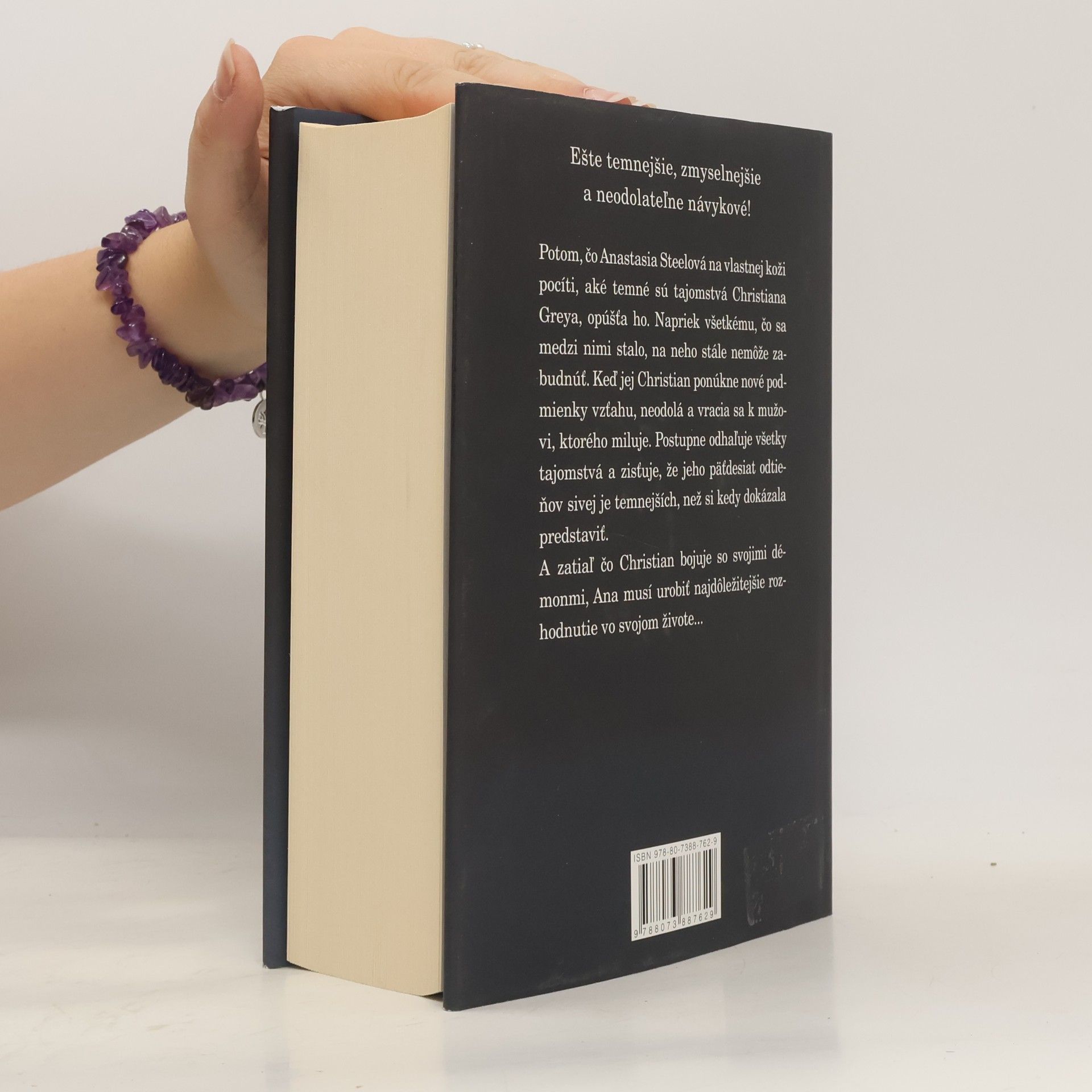 E. L. James Päťdesiat odtieňov temnoty