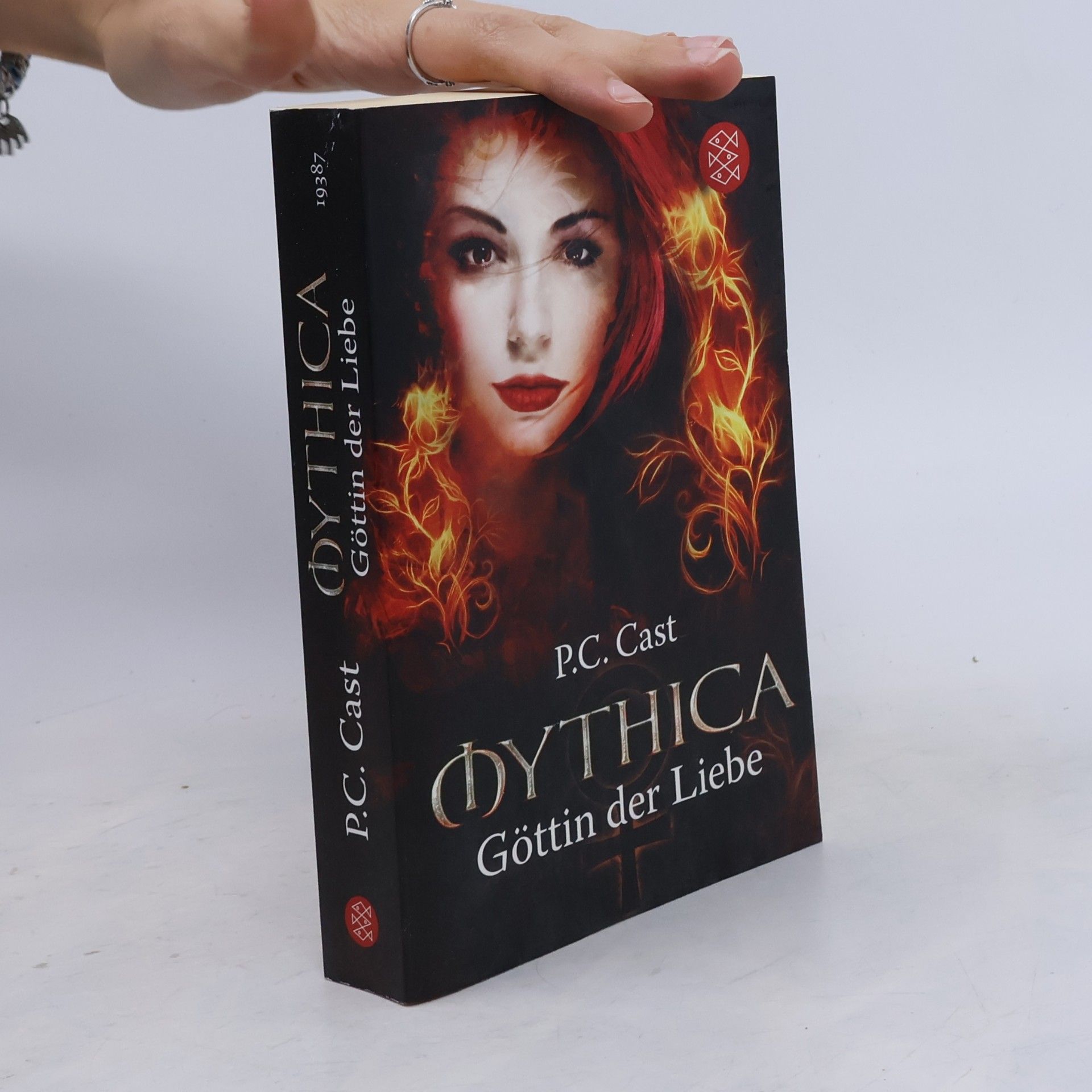 Phyllis Christine Cast Mythica. Göttin der Liebe