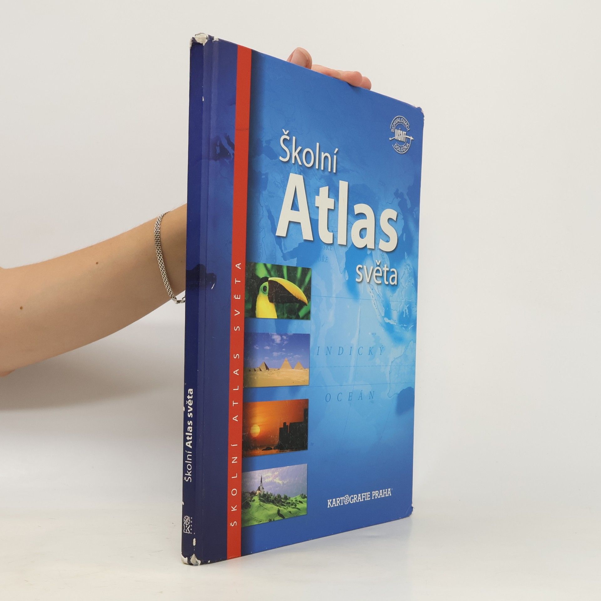 Various authors Školní atlas světa