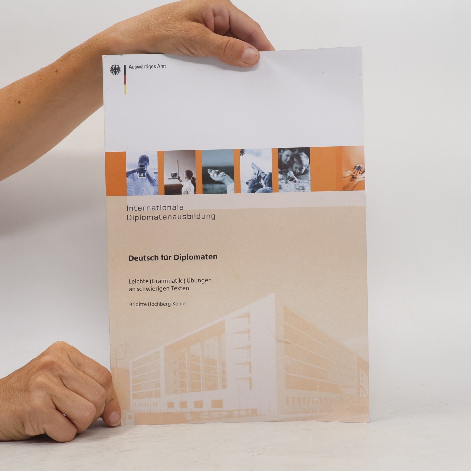 kolektiv Internationale Diplimatenausbildung