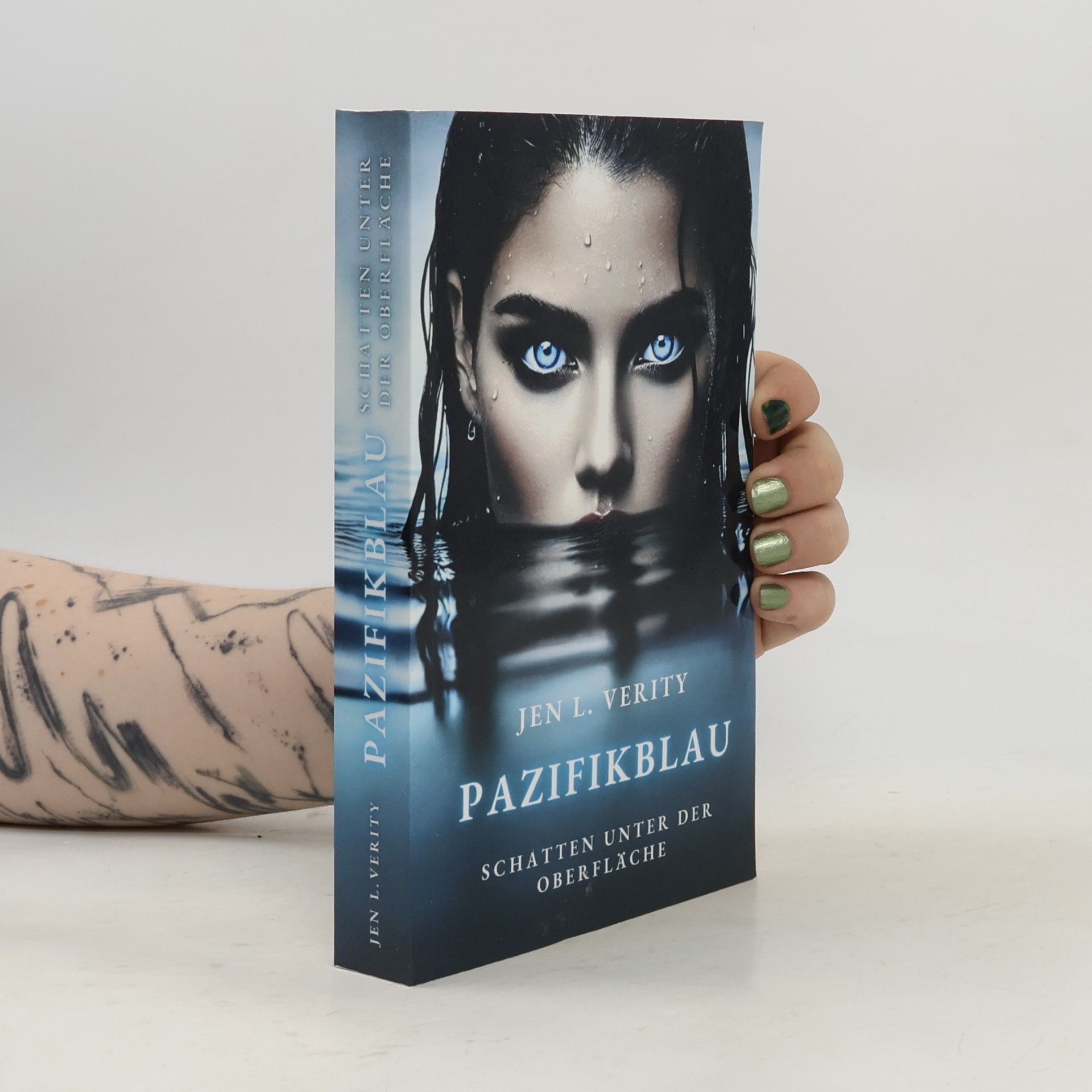 Jen L. Verity Pazifikblau: Schatten unter der Oberfläche