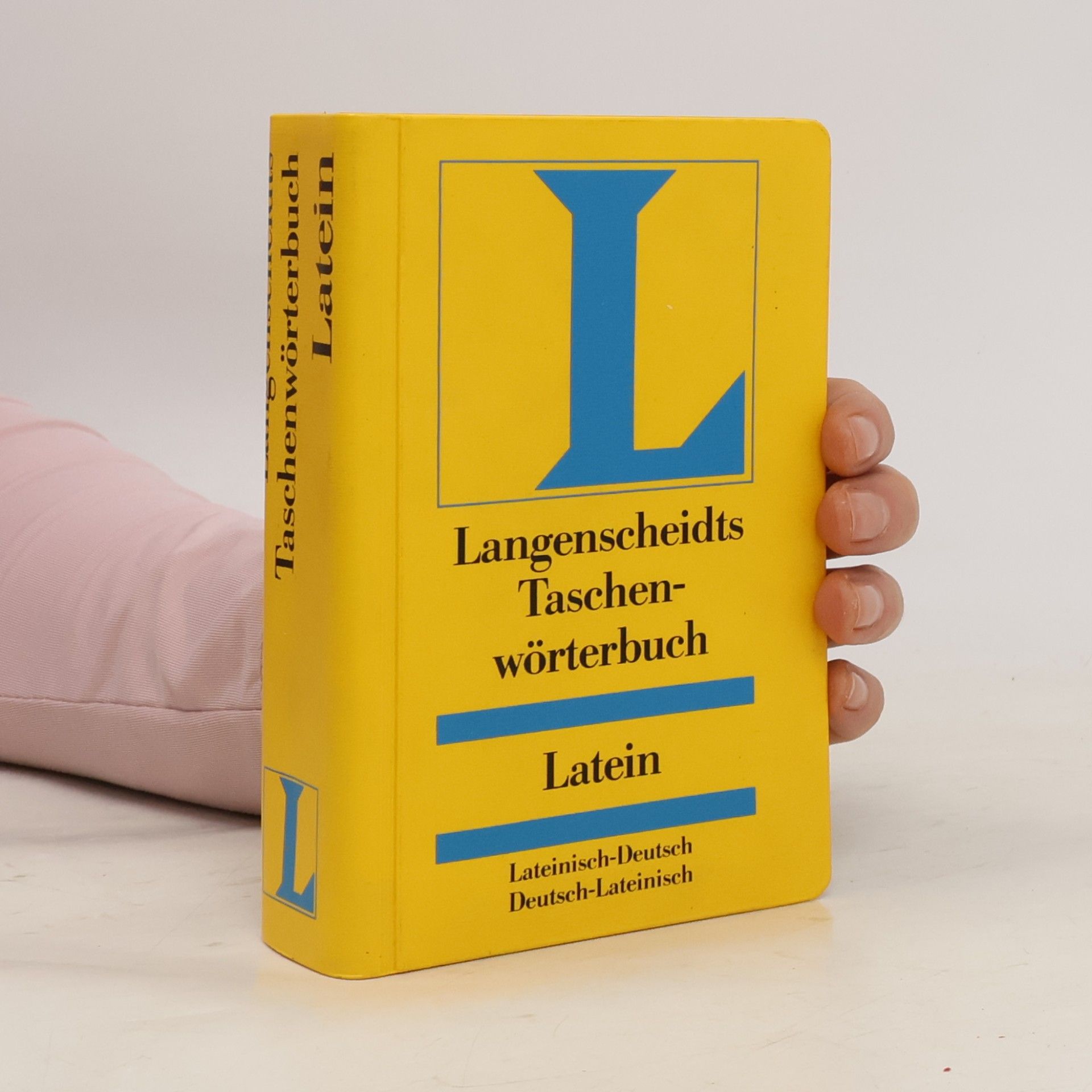 Hermann Menge Langenscheidts Taschenwörterbuch Latein