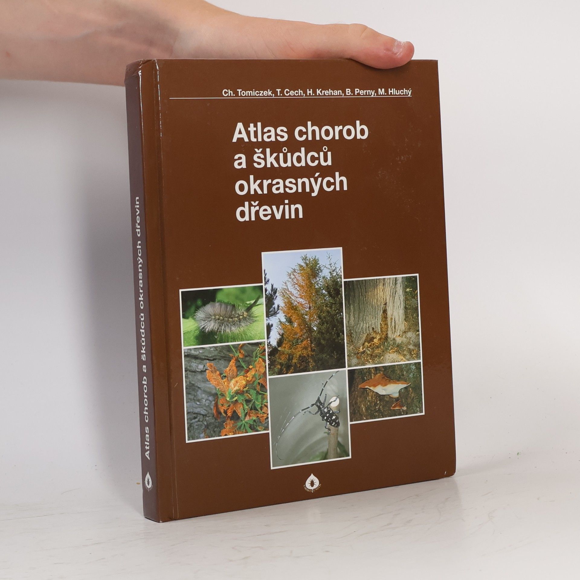 Miroslav Hluchý Atlas chorob a škůdců okrasných dřevin