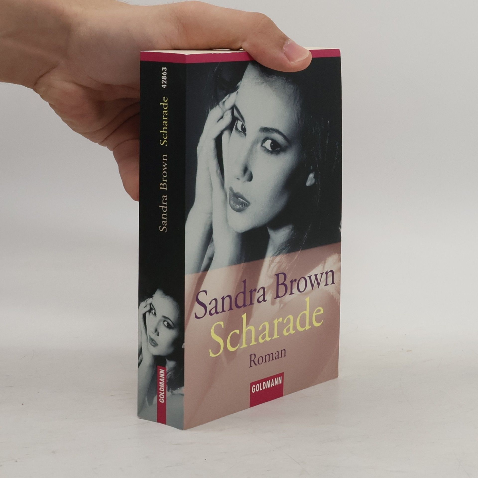 Sandra Brown Scharade