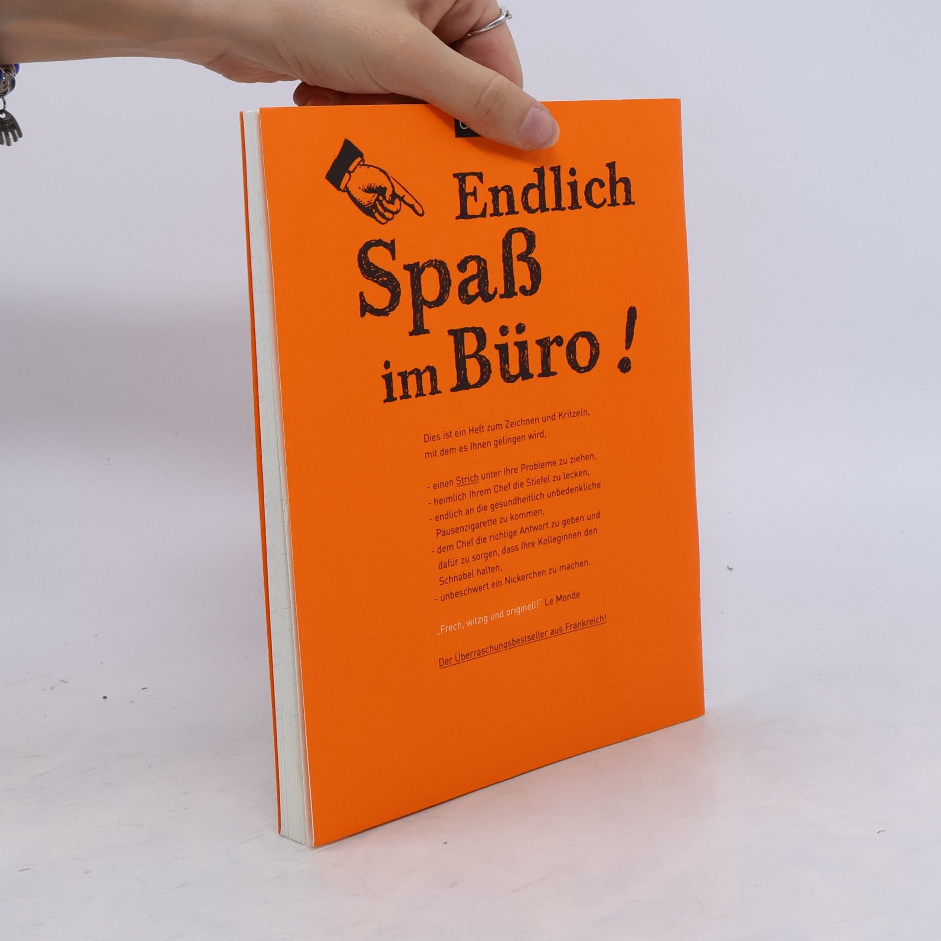Claire Fay͏̈ Das Malbuch für alle, die sich im Büro langweilen