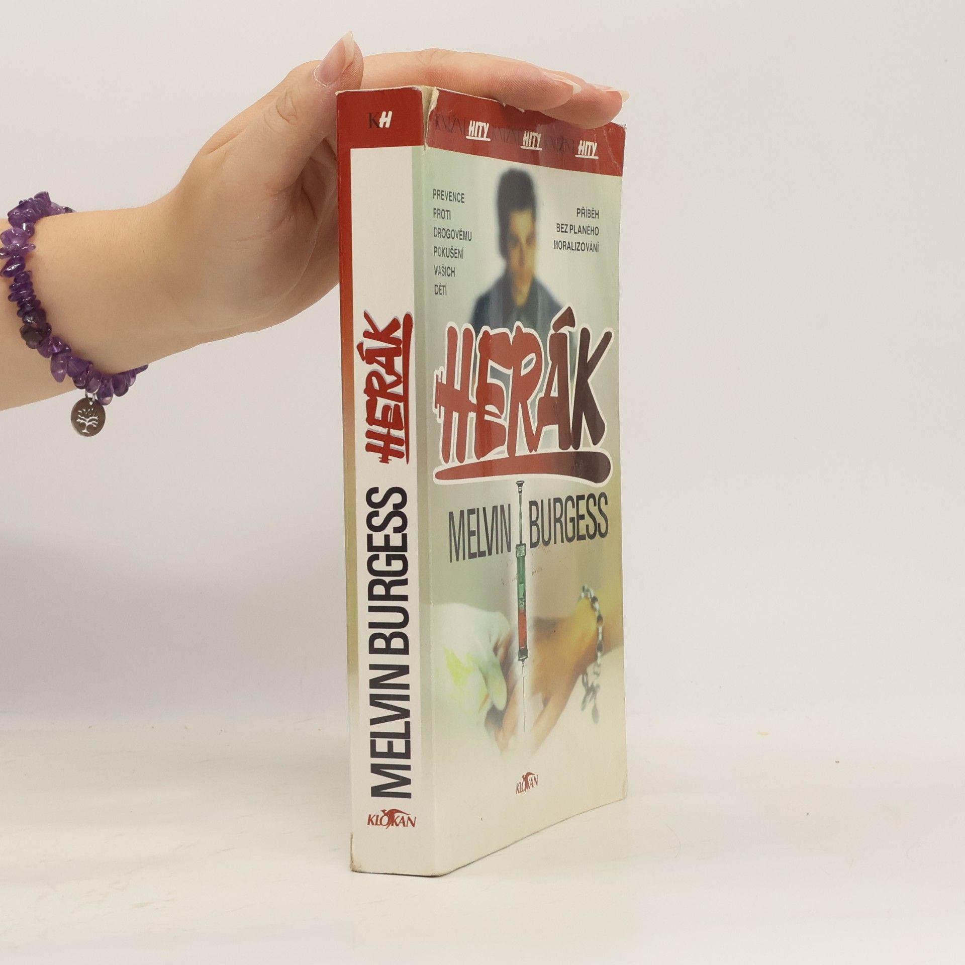 Melvin Burgess Herák
