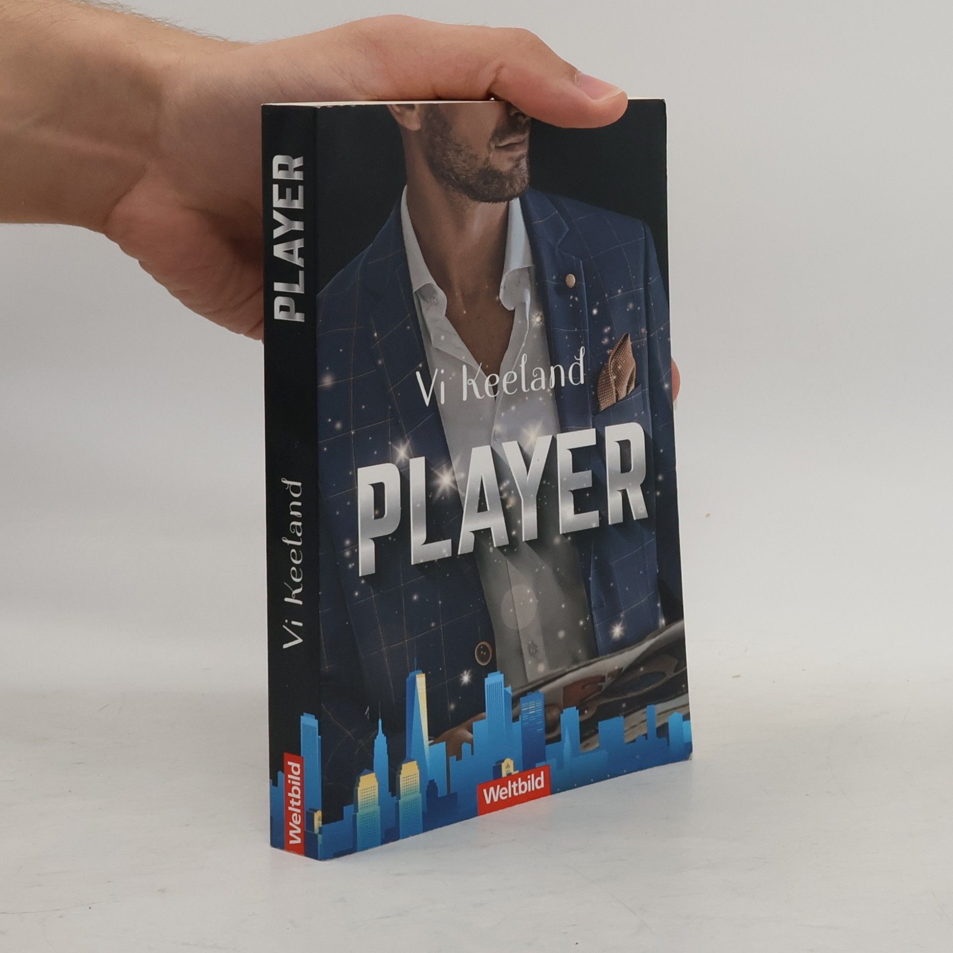 Vi Keeland Player