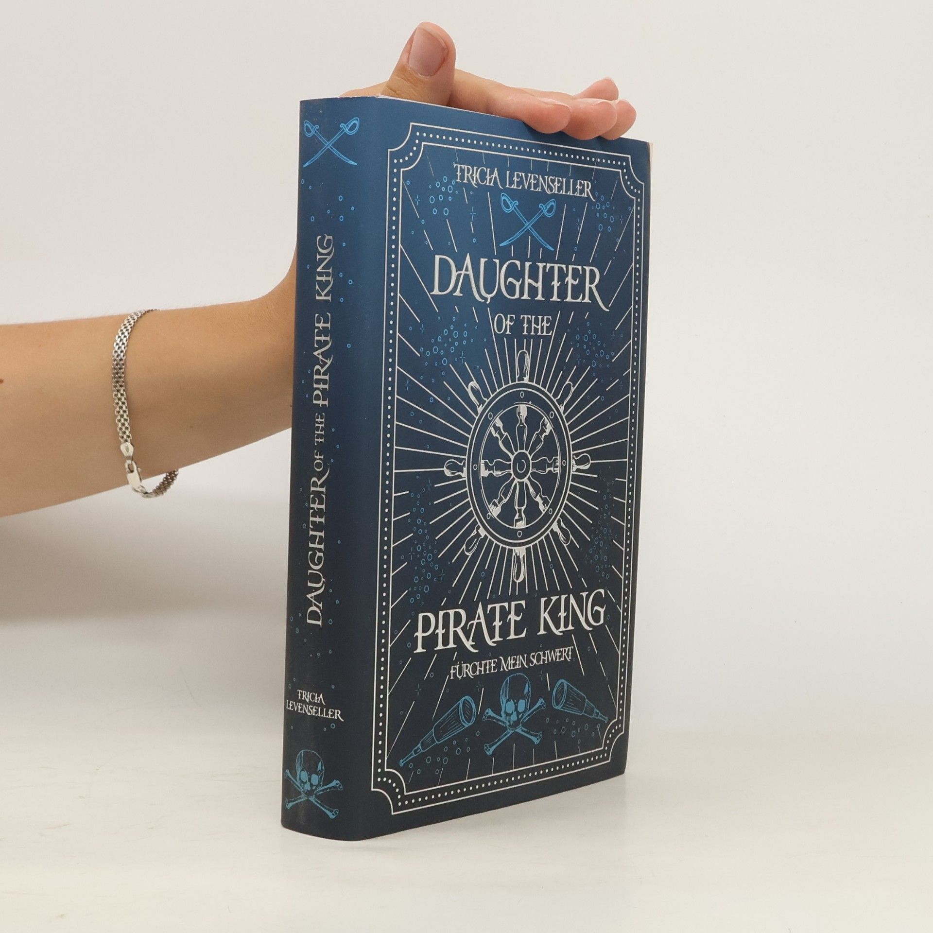 Tricia Levenseller Daughter of the Pirate King