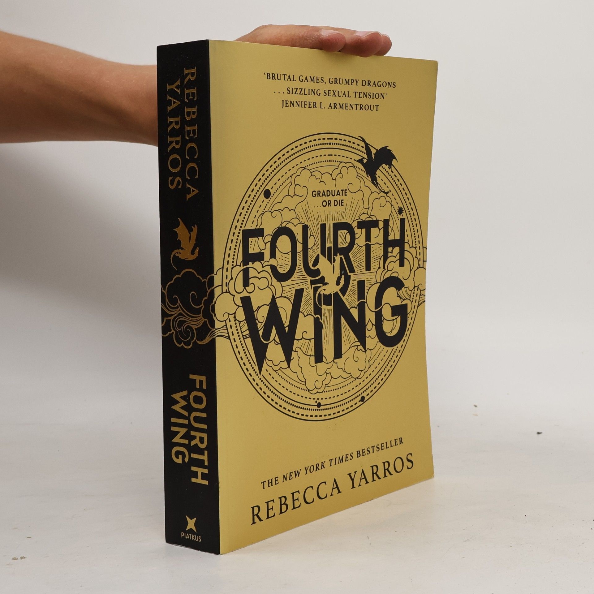 Rebecca Yarros Fourth Wing