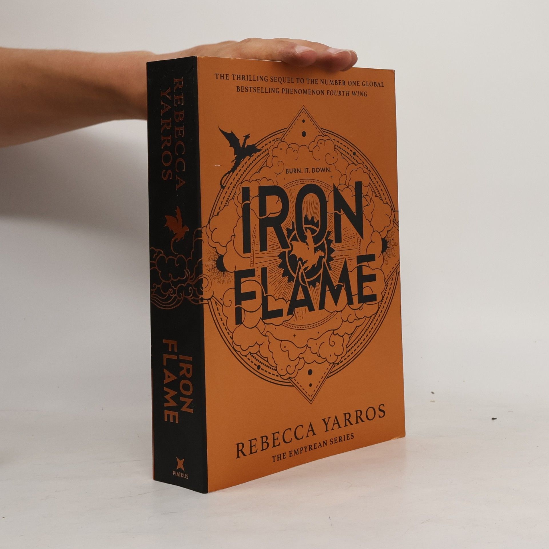 Rebecca Yarros Iron Flame
