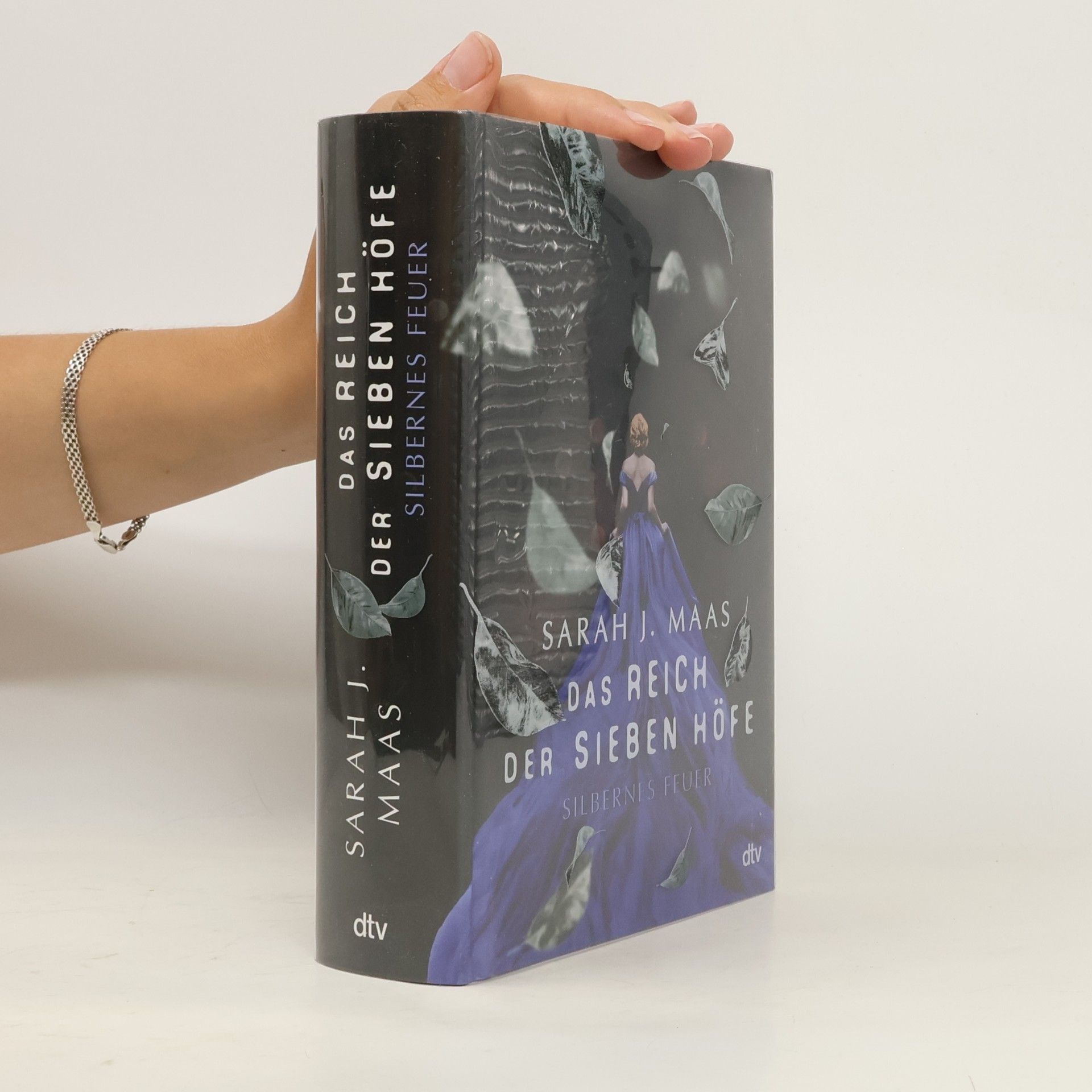 Sarah J. Maas Das Reich der sieben Höfe - silbernes Feuer