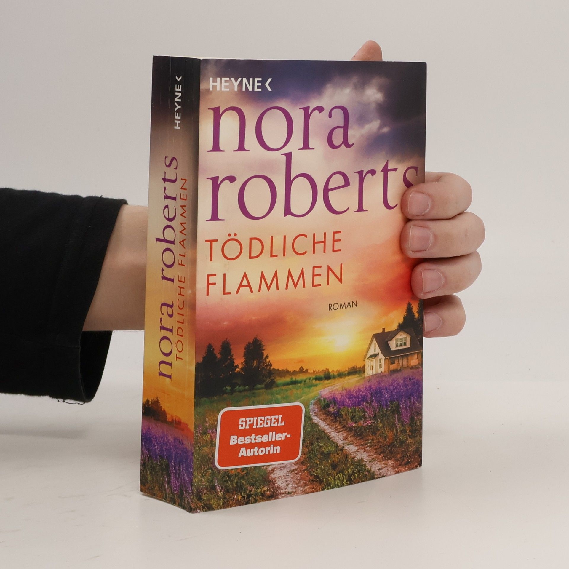 Nora Roberts Tödliche Flammen