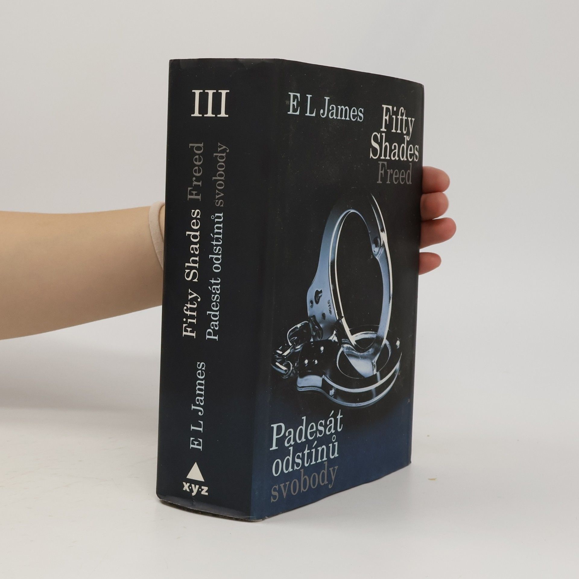 E. L. James Padesát odstínů svobody