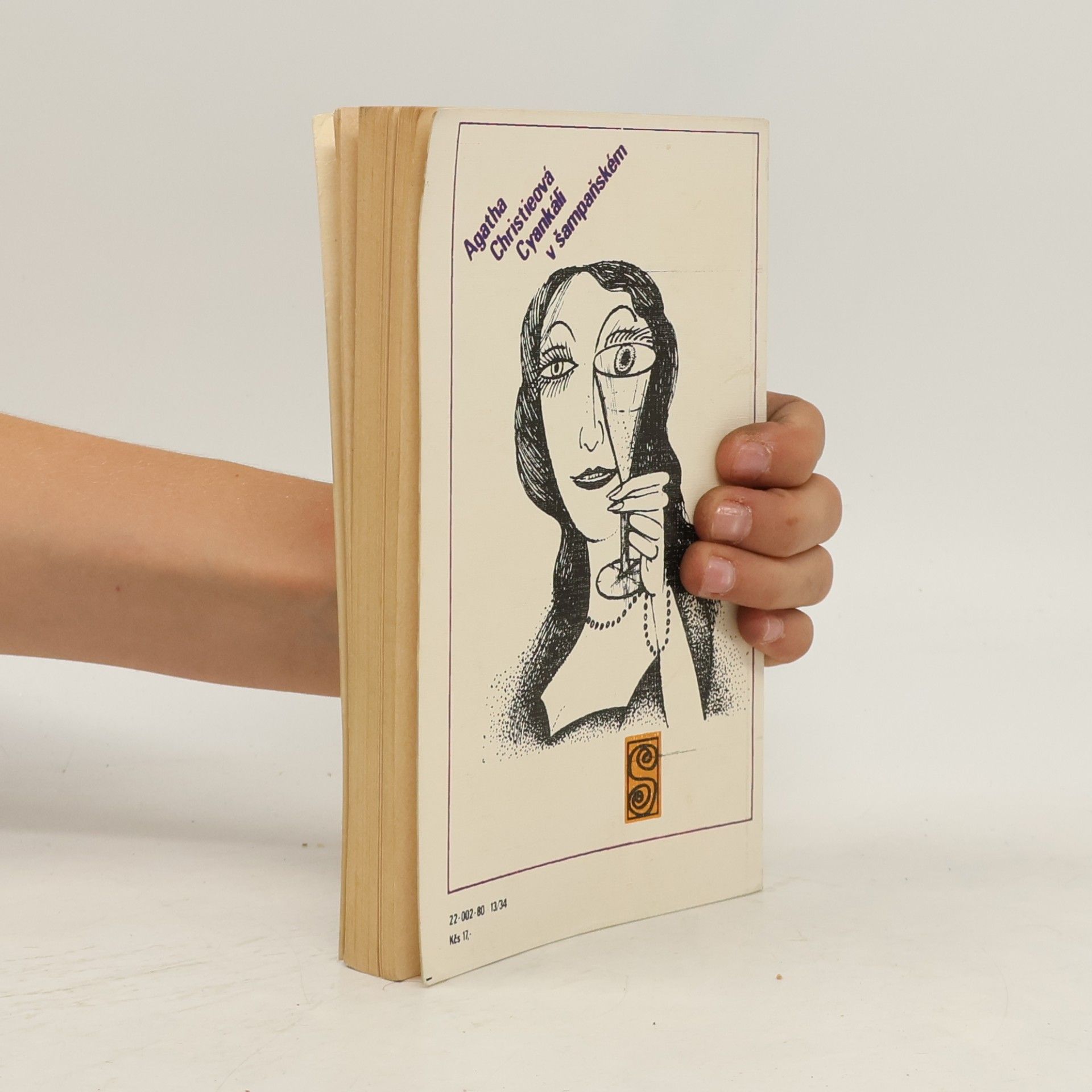 Agatha Christie Cyankáli v šampaňském