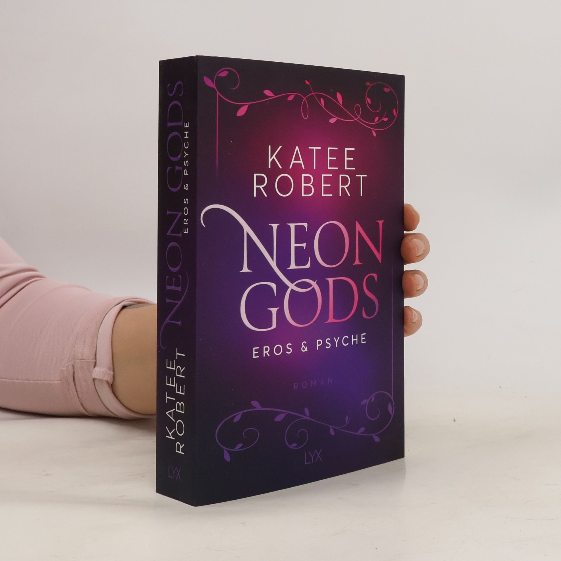 Katee Robert Neon gods - Eros & Psyche