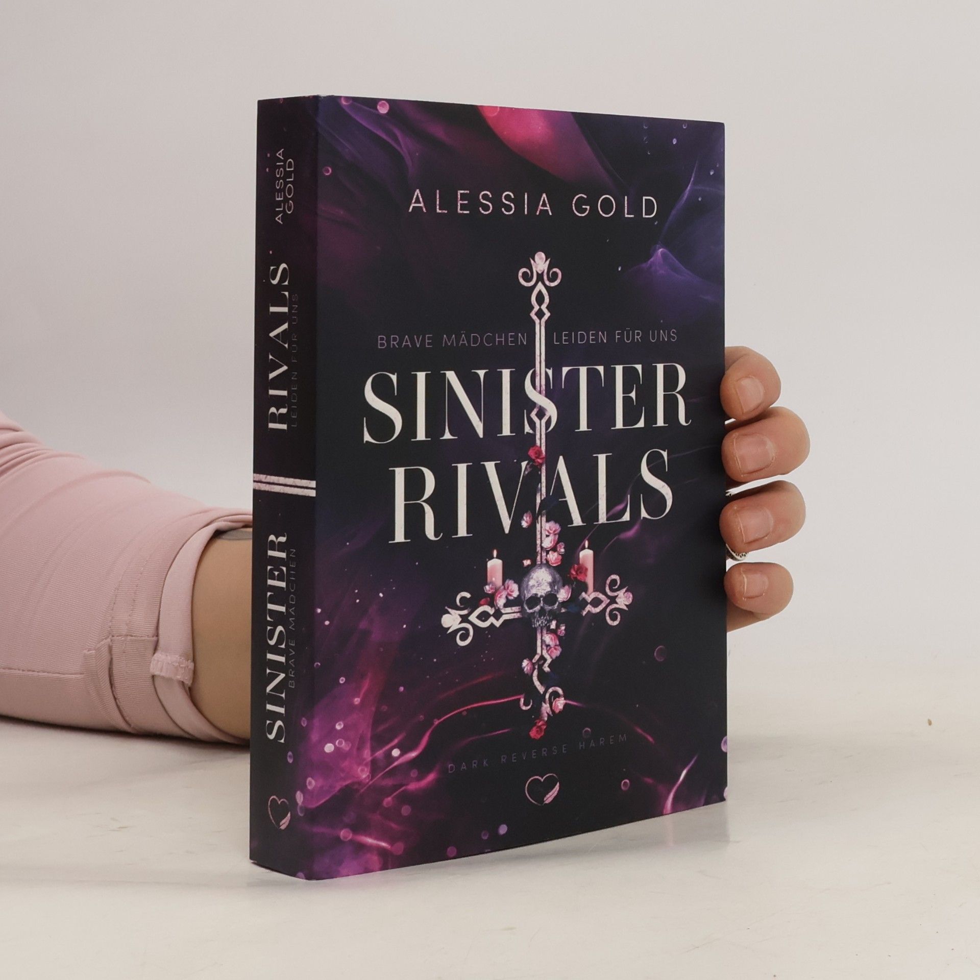 Alessia Gold Sinister Rivals