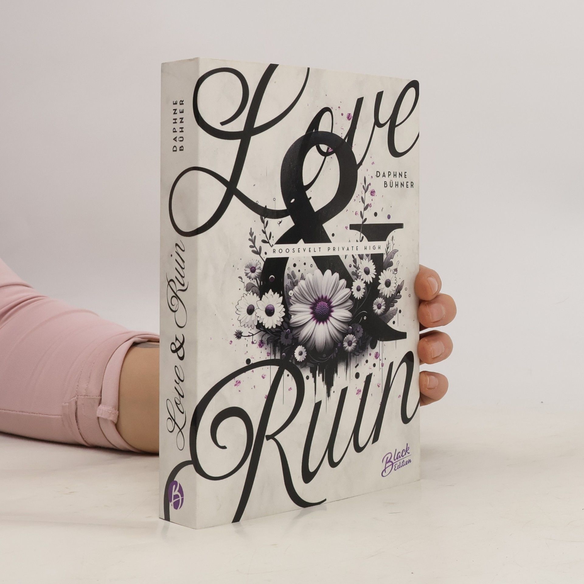 Daphne Bühner Love & Ruin