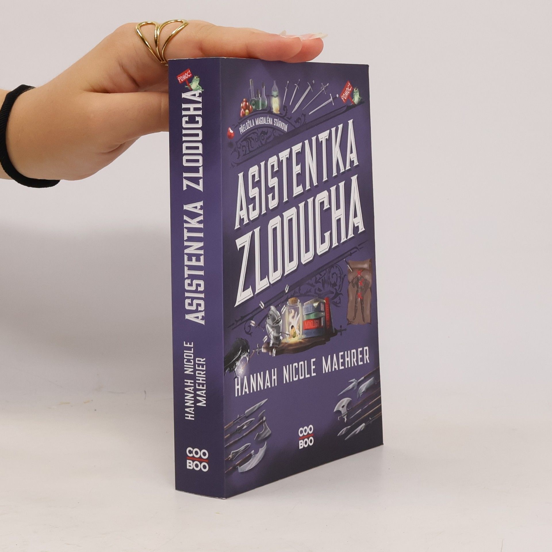 Hannah Nicole Maehrer Asistentka Zloducha