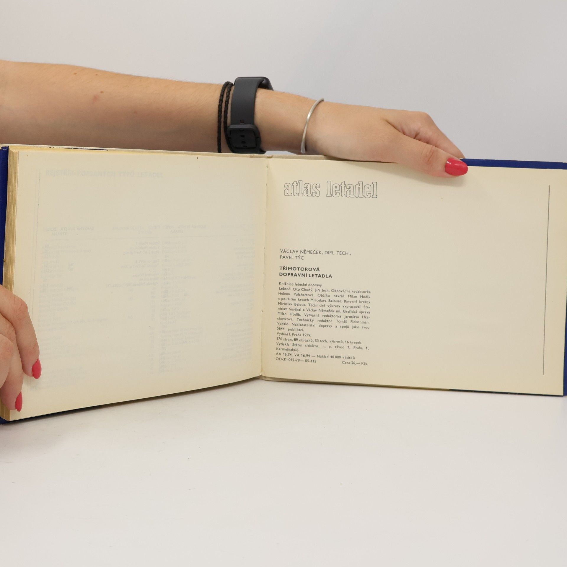 Václav Němeček Atlas letadel. Třímotorová dopravní letadla
