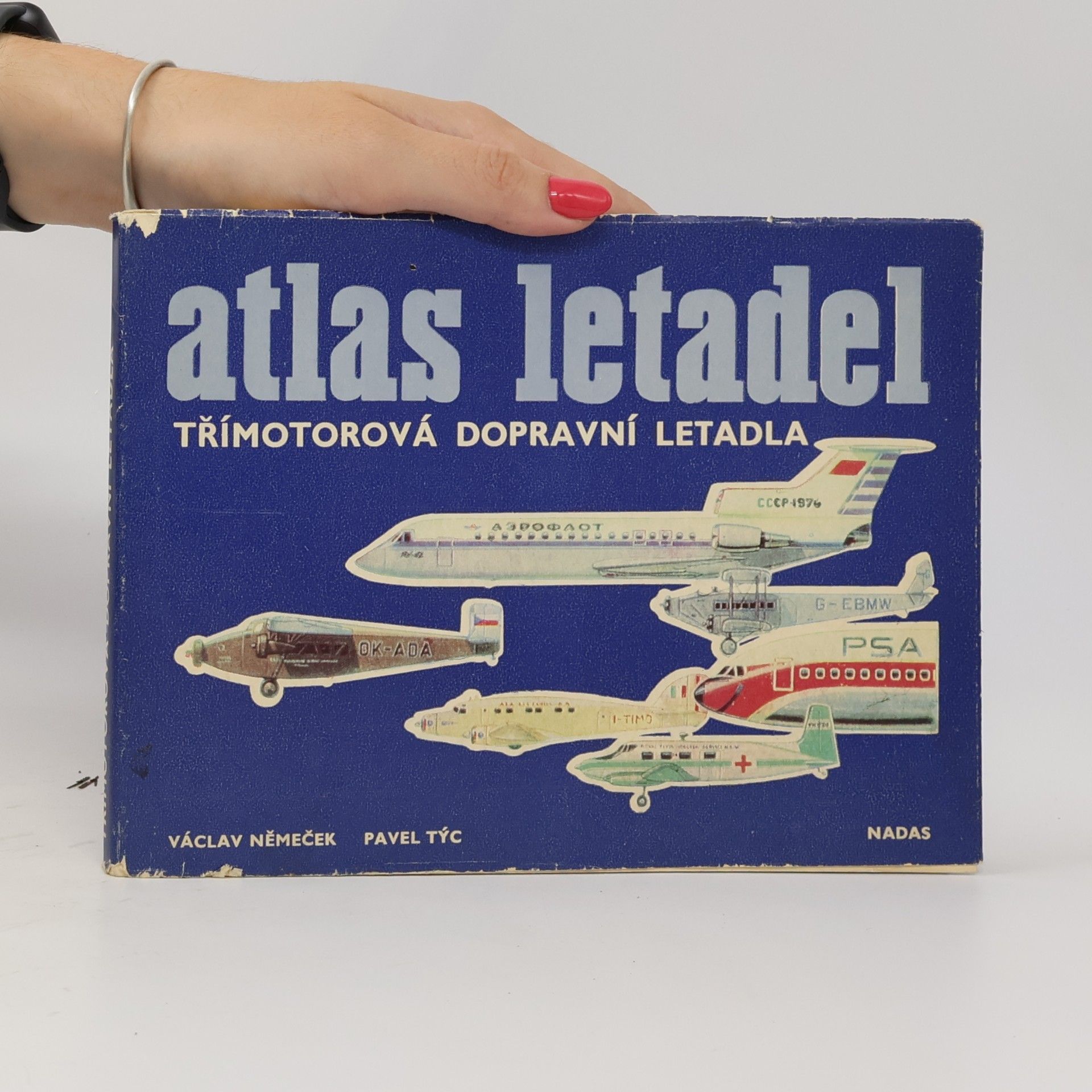 Václav Němeček Atlas letadel. Třímotorová dopravní letadla