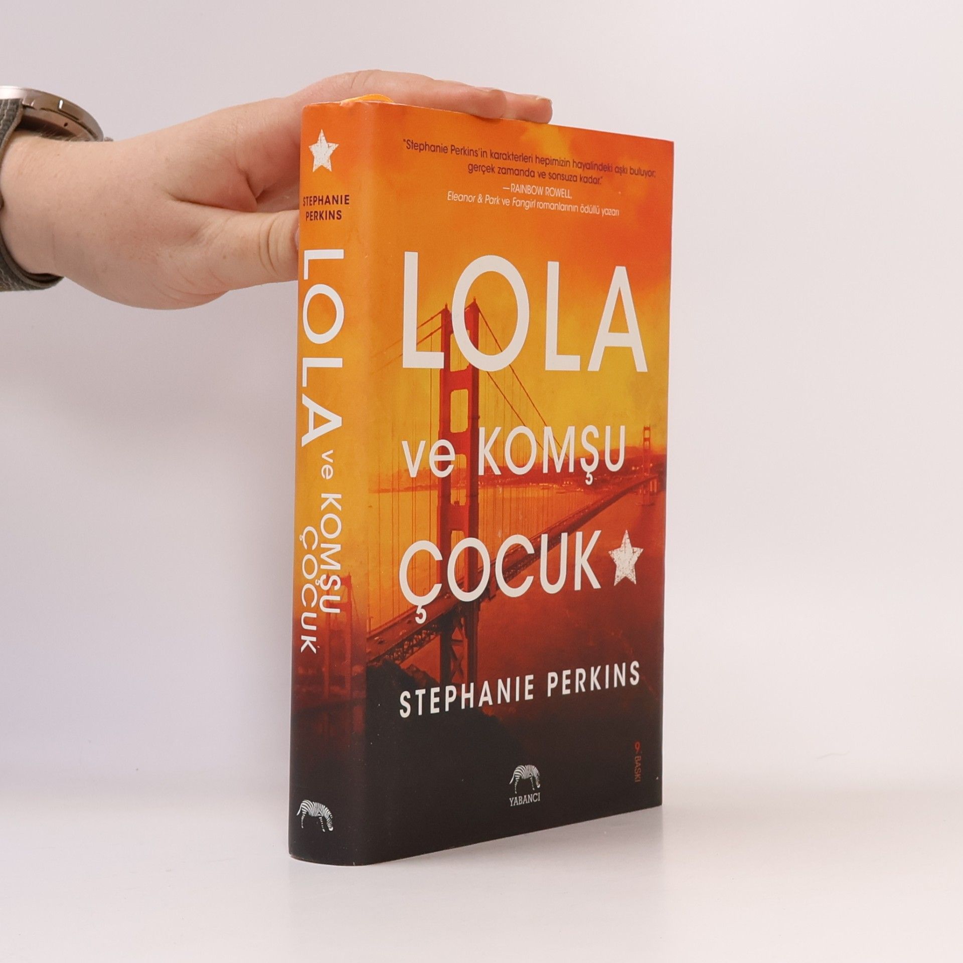 Lola ve Komşu Çocuk