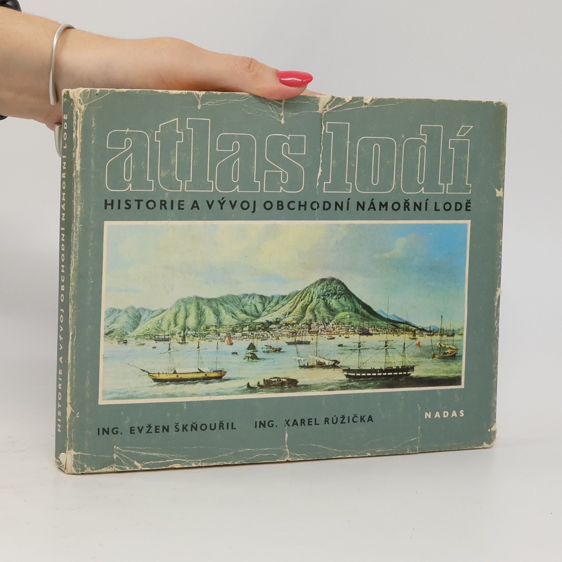 Atlas lodí. Historie a vývoj obchodní námořní lodě