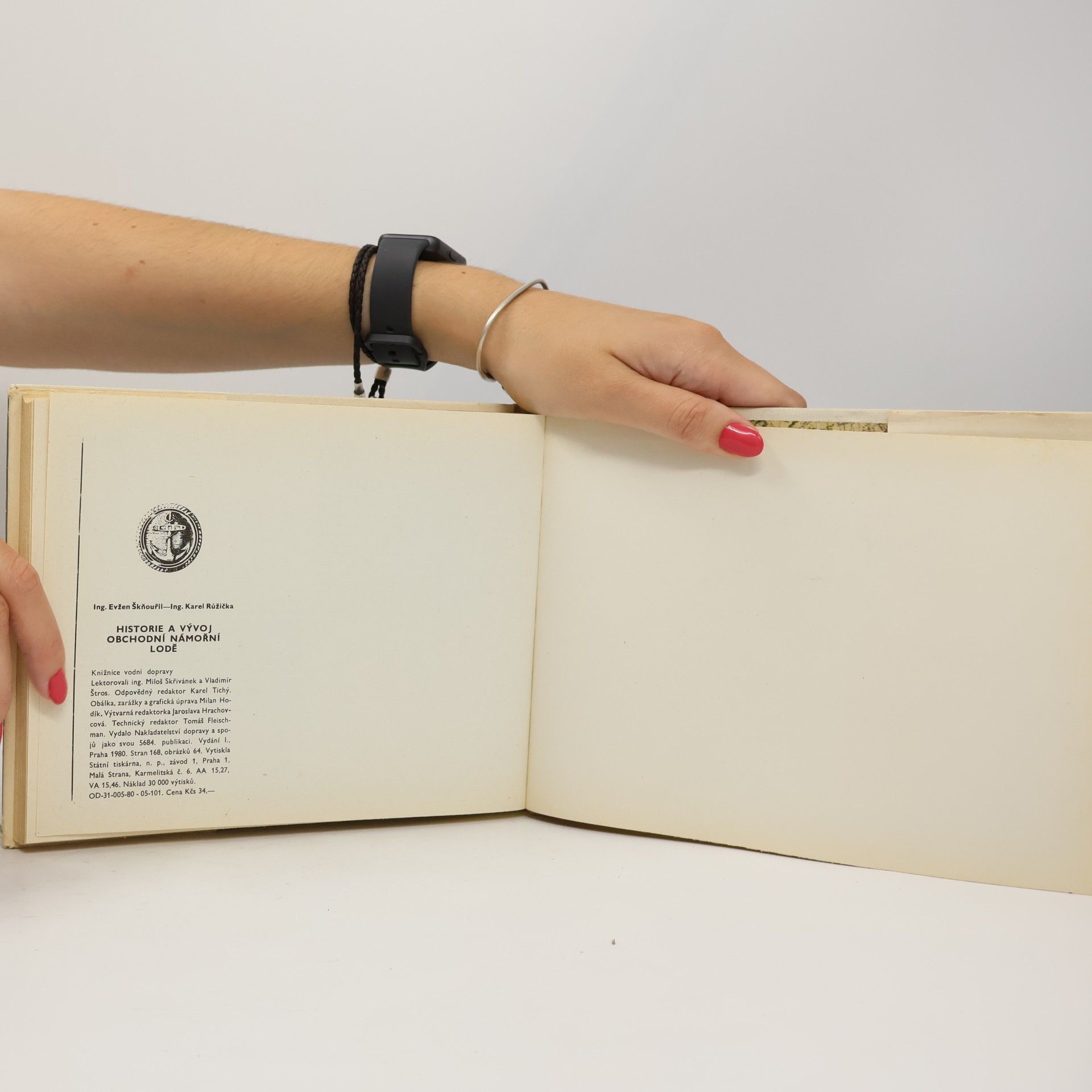 Evžen Škňouřil Atlas lodí. Historie a vývoj obchodní námořní lodě