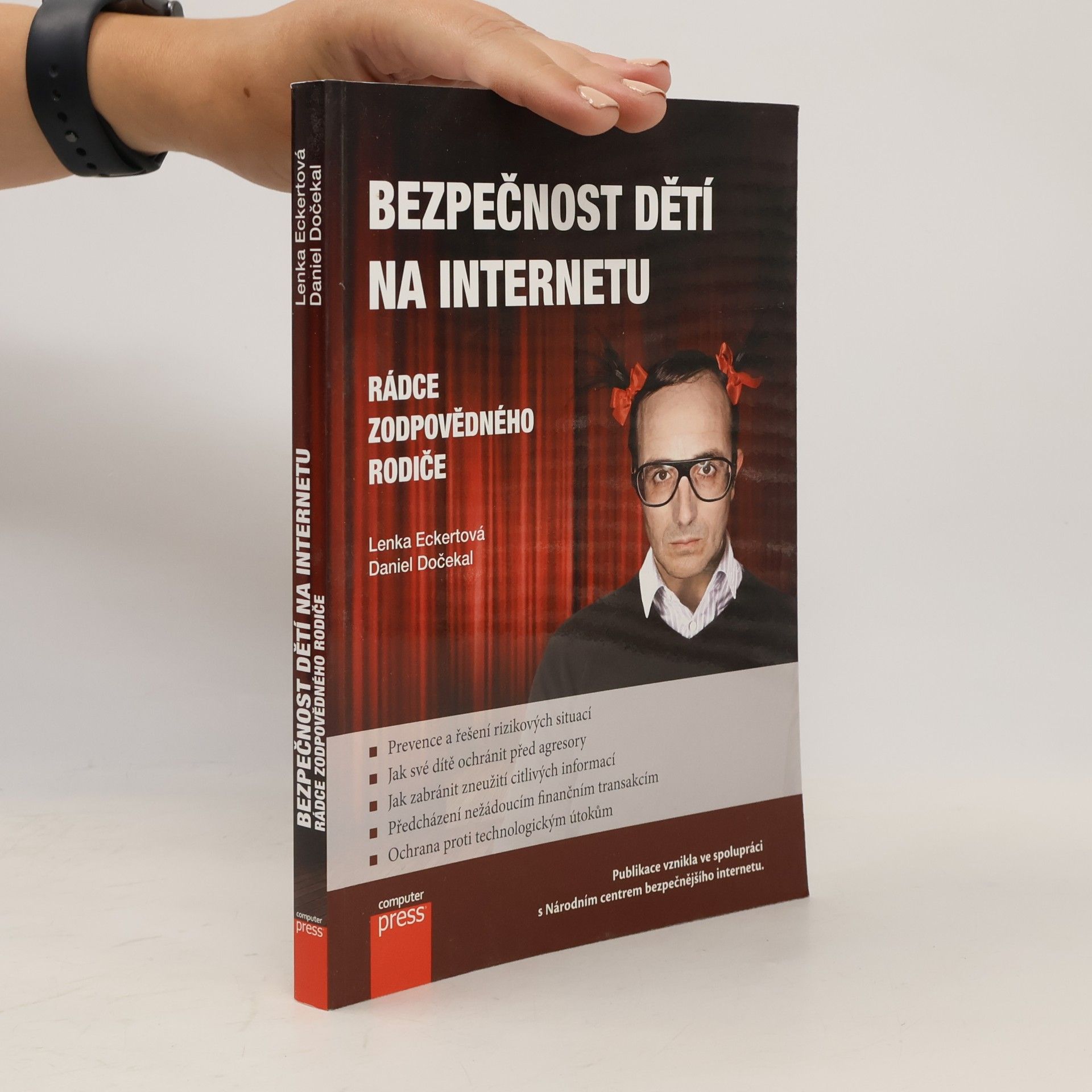 Lenka Eckertová Bezpečnost dětí na Internetu