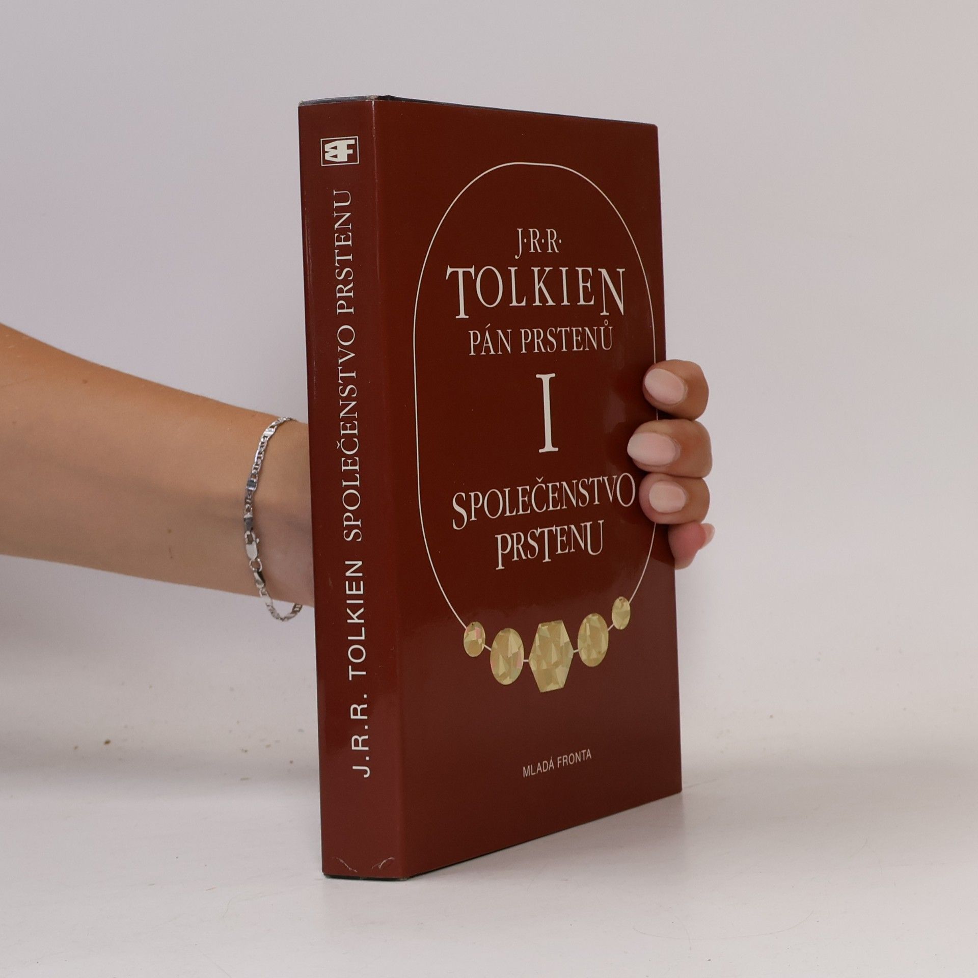 J. R. R. Tolkien Pán prstenů I. Společenstvo prstenu