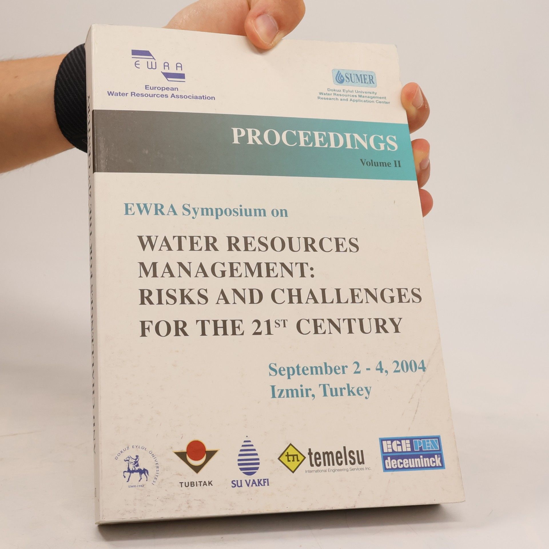 Autorenkollektiv Water Resources Management: Risks and Challenges for the 21st Century