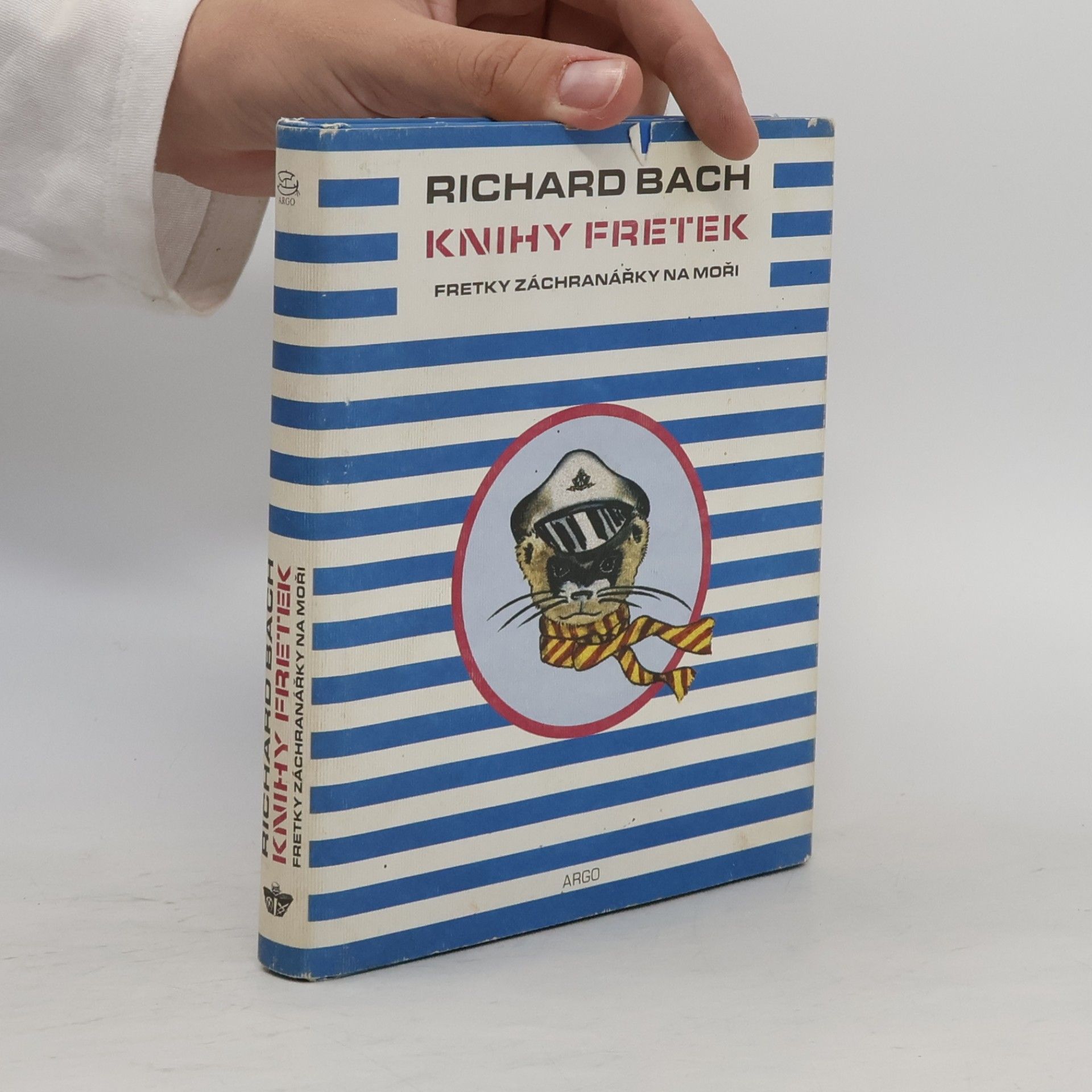 Richard Bach Fretky záchranářky na moři