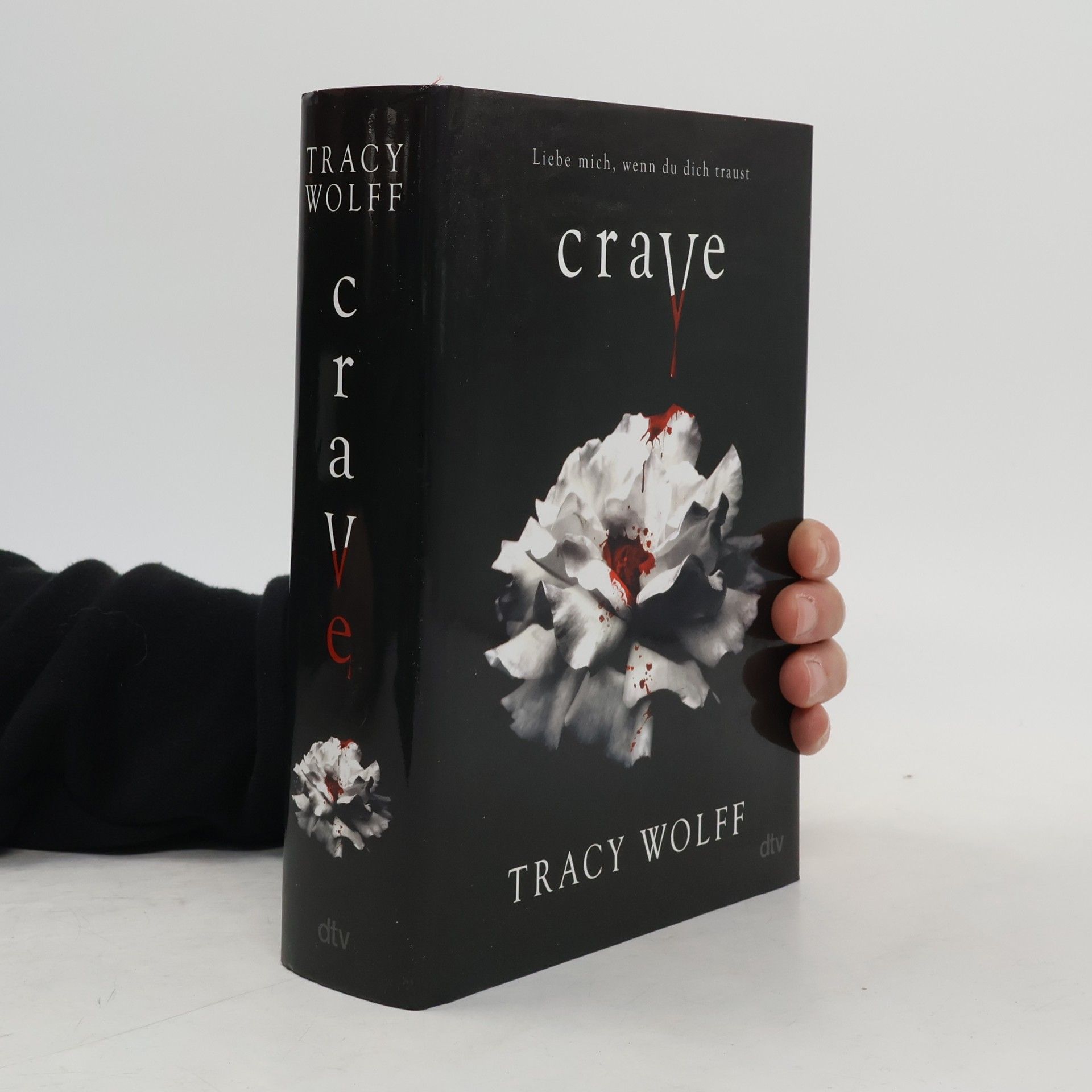 Tracy Wolff Crave