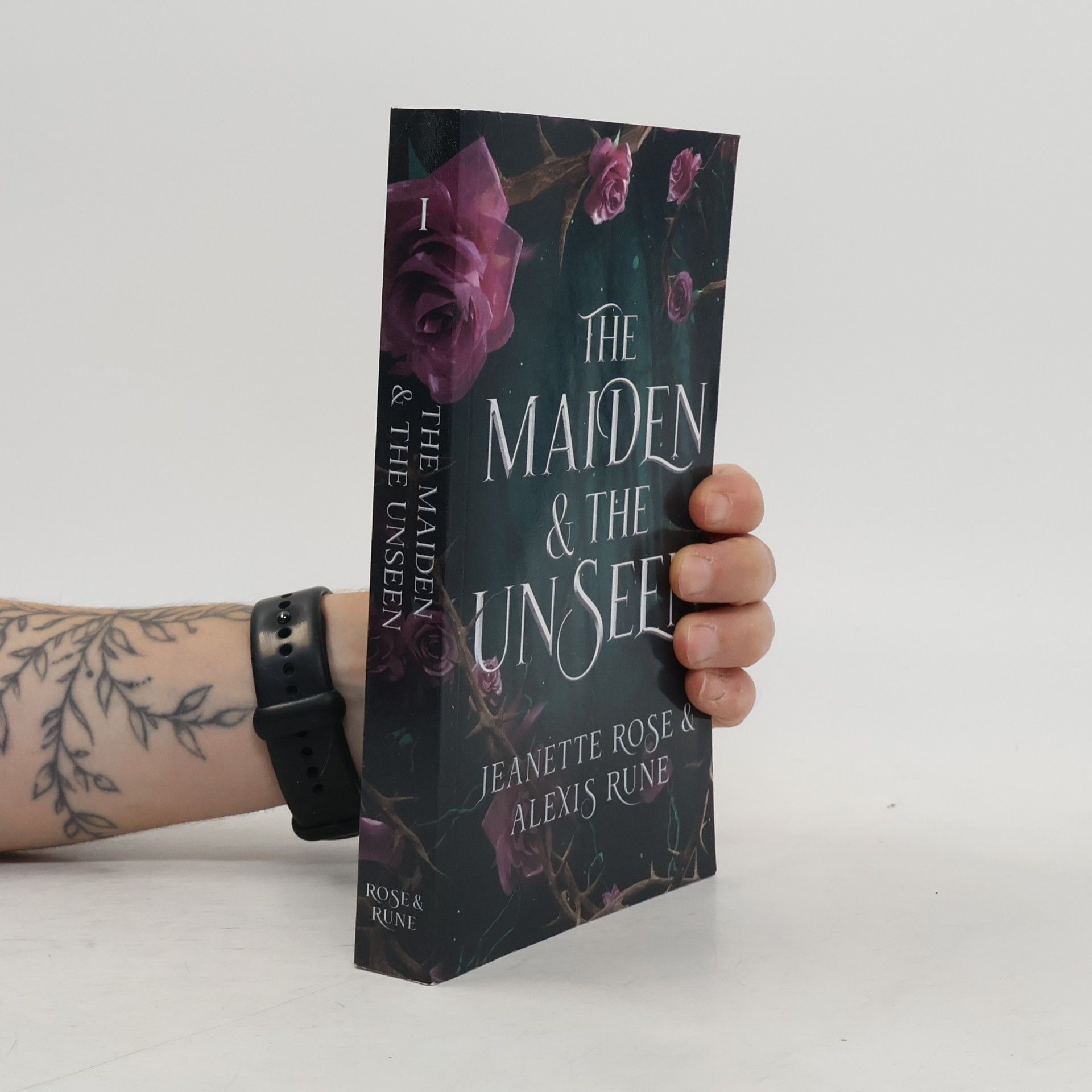 Alexis Rune Love and Fate - 1: The Maiden & The Unseen