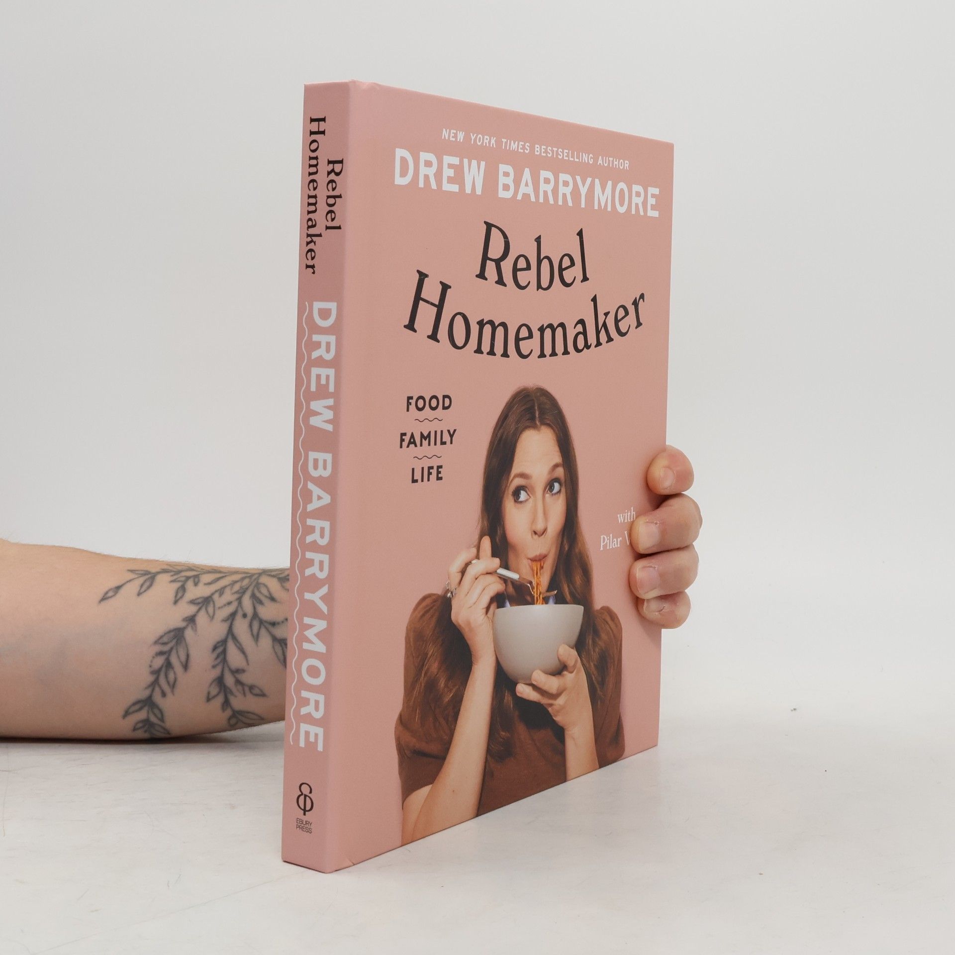 Drew Barrymore Rebel Homemaker : Food, Family, Life