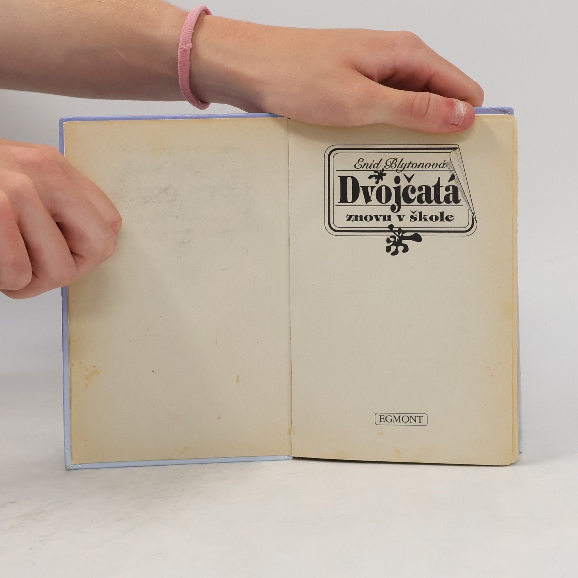 Enid Blyton Dvojčatá znovu v škole