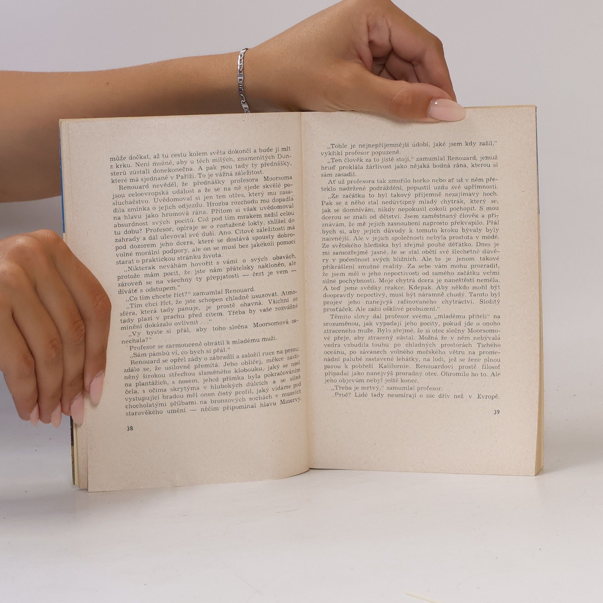 Joseph Conrad Mezi přílivem a odlivem