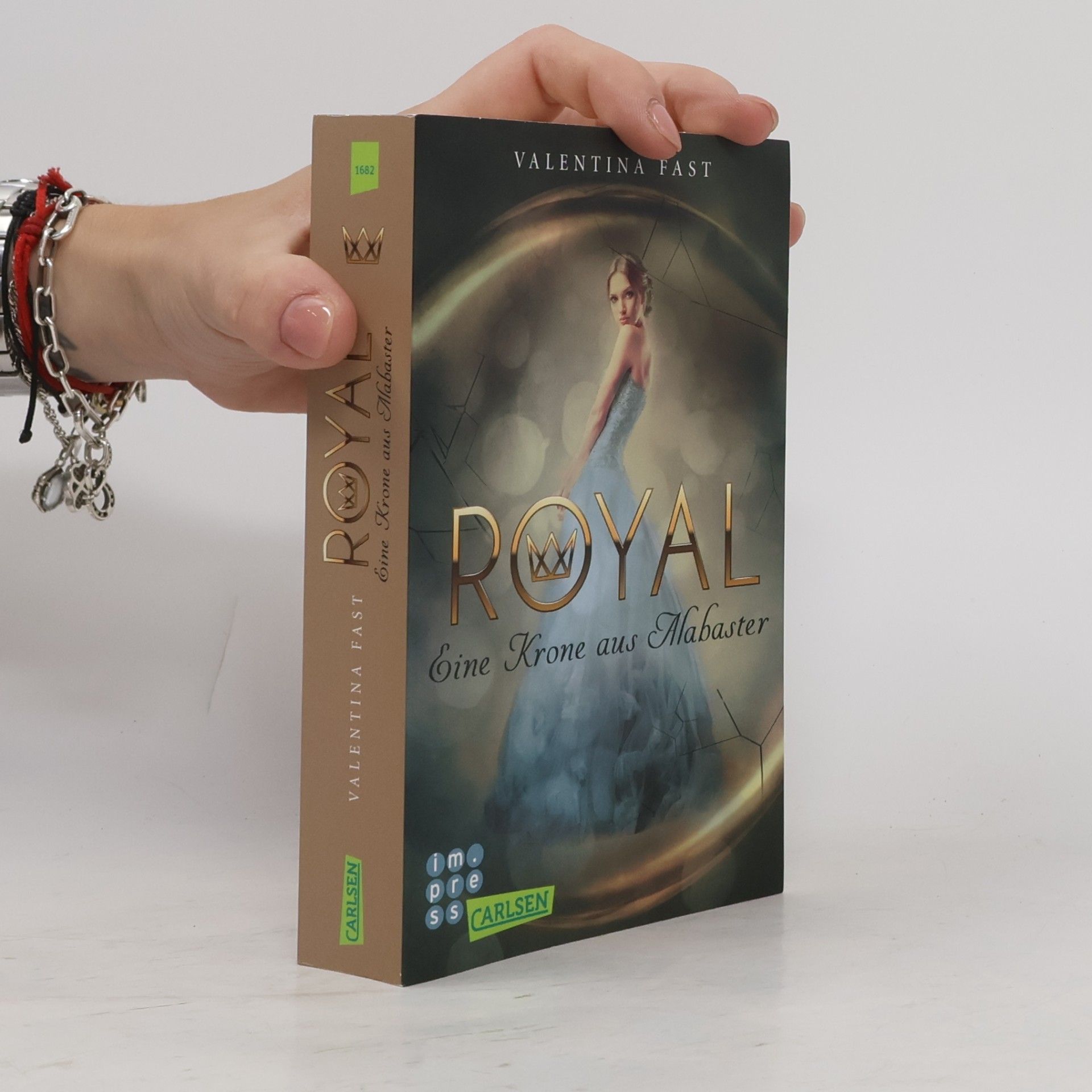 Valentina Fast Royal - eine Krone aus Alabaster