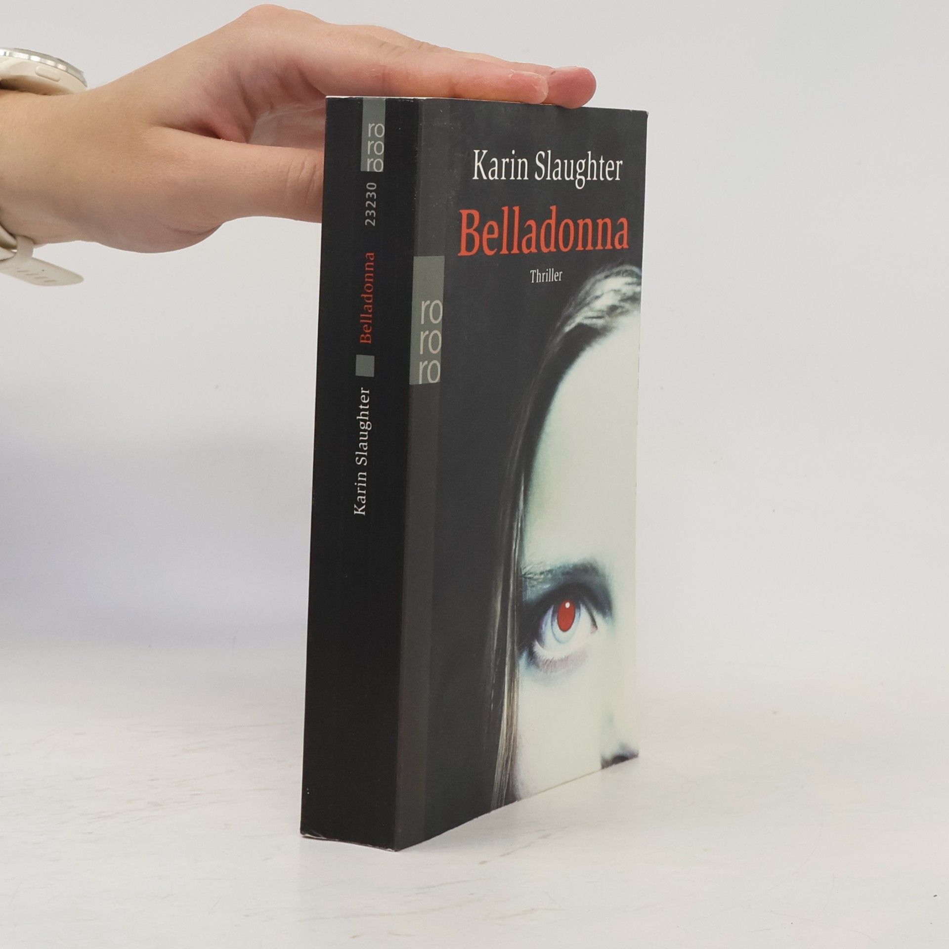 Karin Slaughter Belladonna